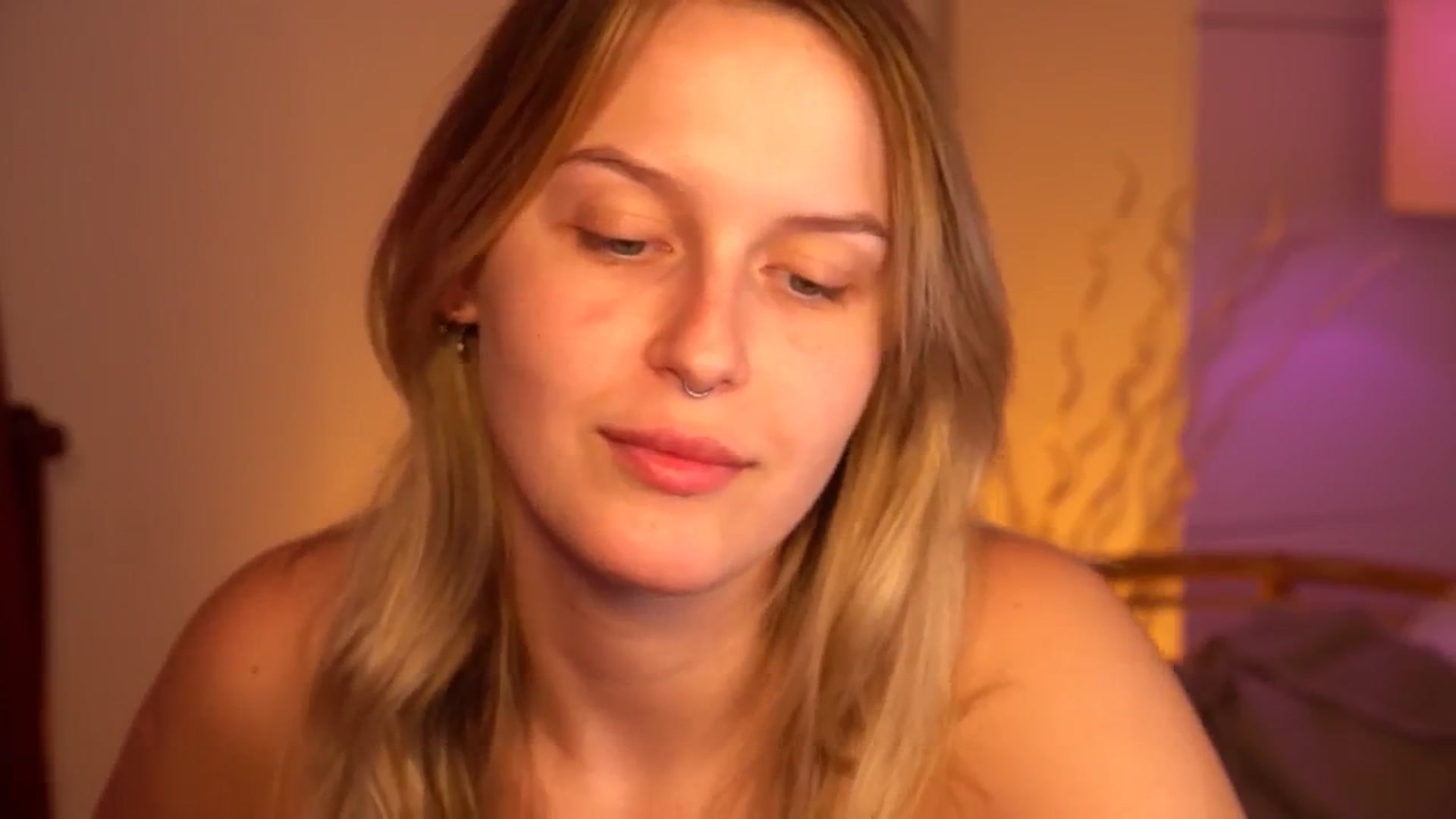 Gallery image thumbnail from sweetpulse_'s myfreecams stream on, 07/27/2024, 08:54 image 8 of 20