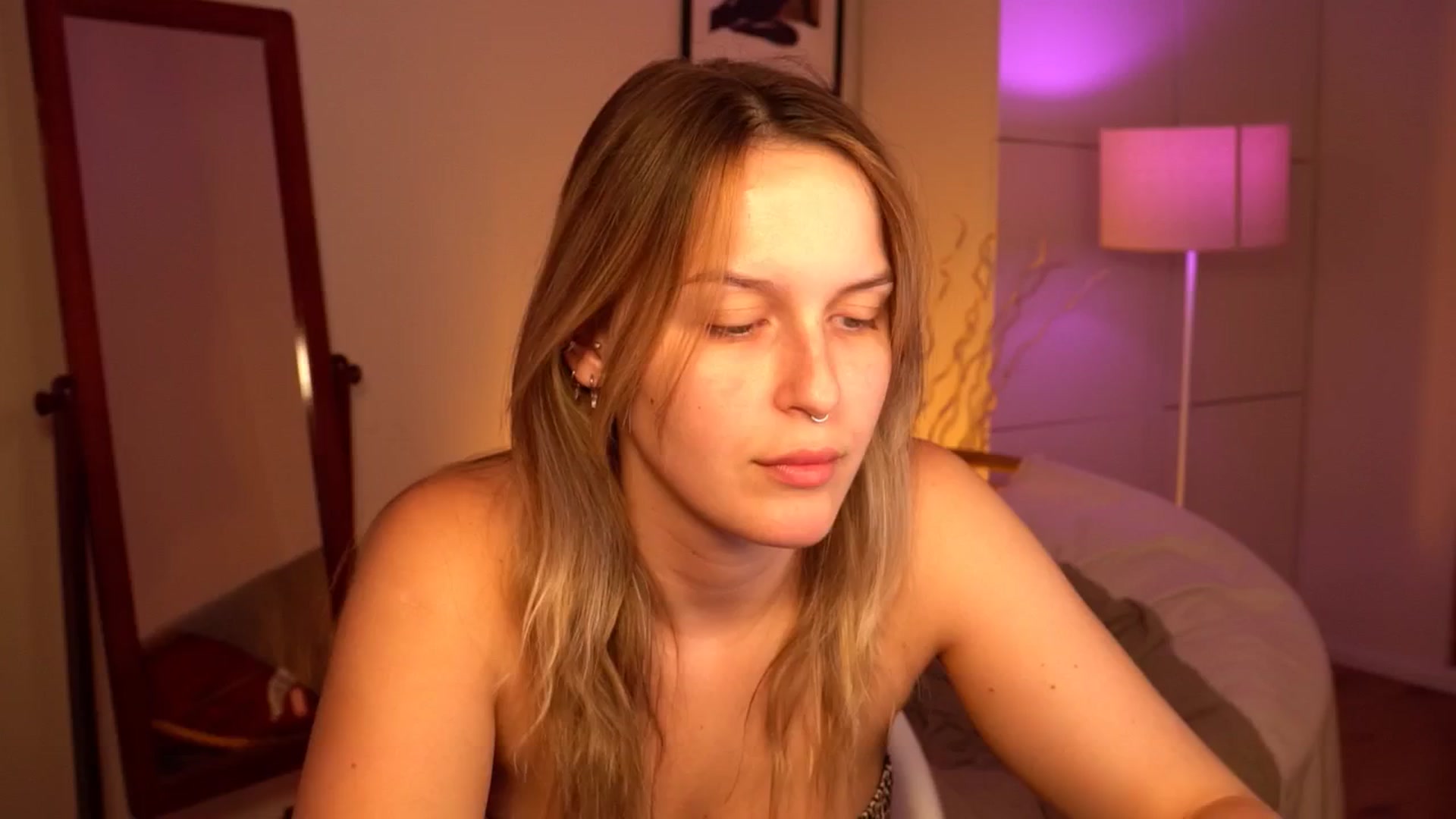 Gallery image thumbnail from sweetpulse_'s myfreecams stream on, 07/27/2024, 09:34 image 1 of 20