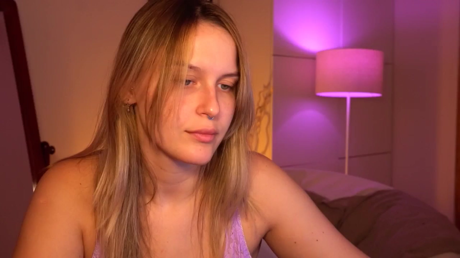 Gallery image thumbnail from sweetpulse_'s myfreecams stream on, 07/30/2024, 08:38 image 5 of 20