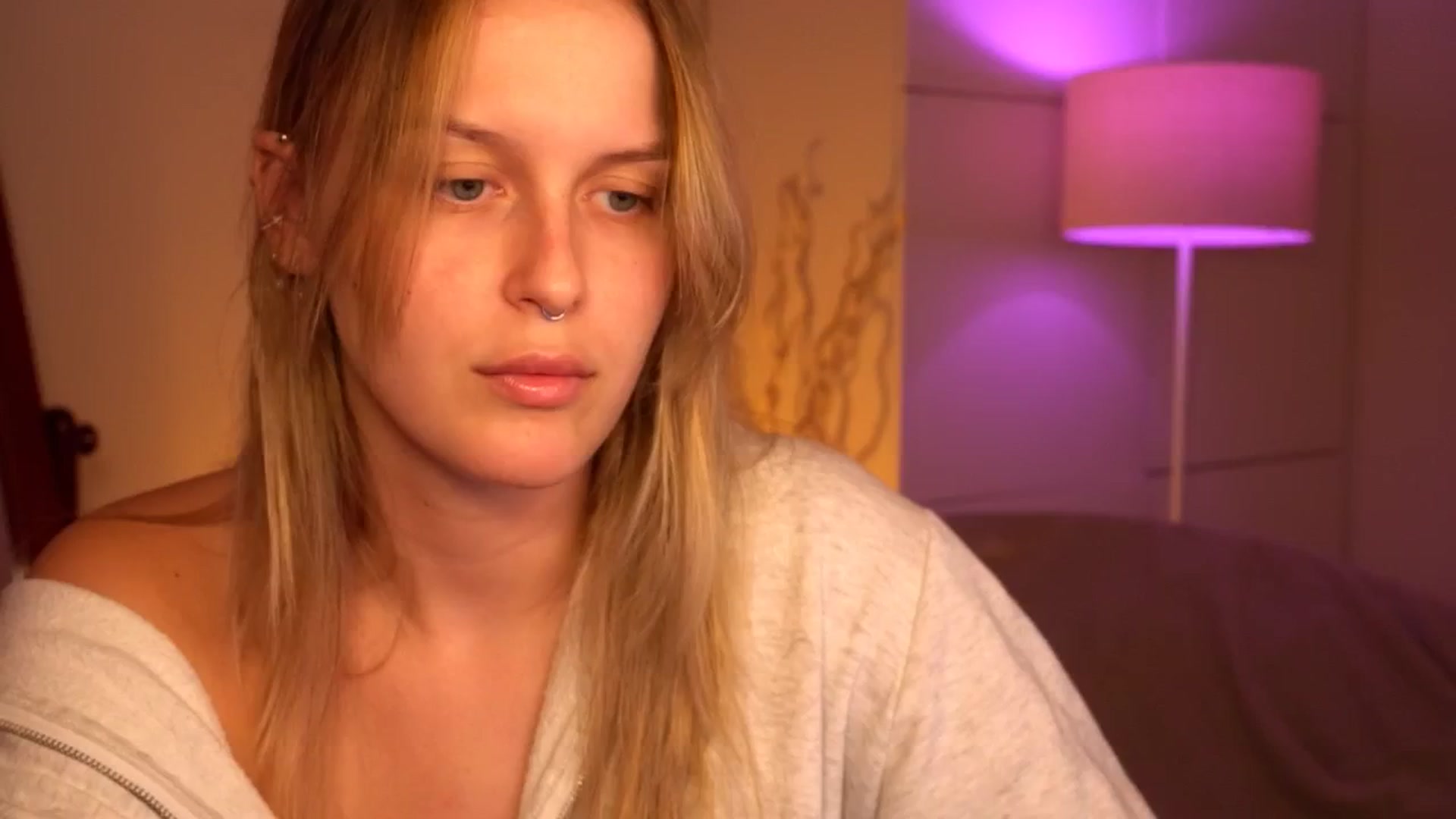 Gallery image thumbnail from sweetpulse_'s myfreecams stream on, 07/30/2024, 10:57 image 15 of 20
