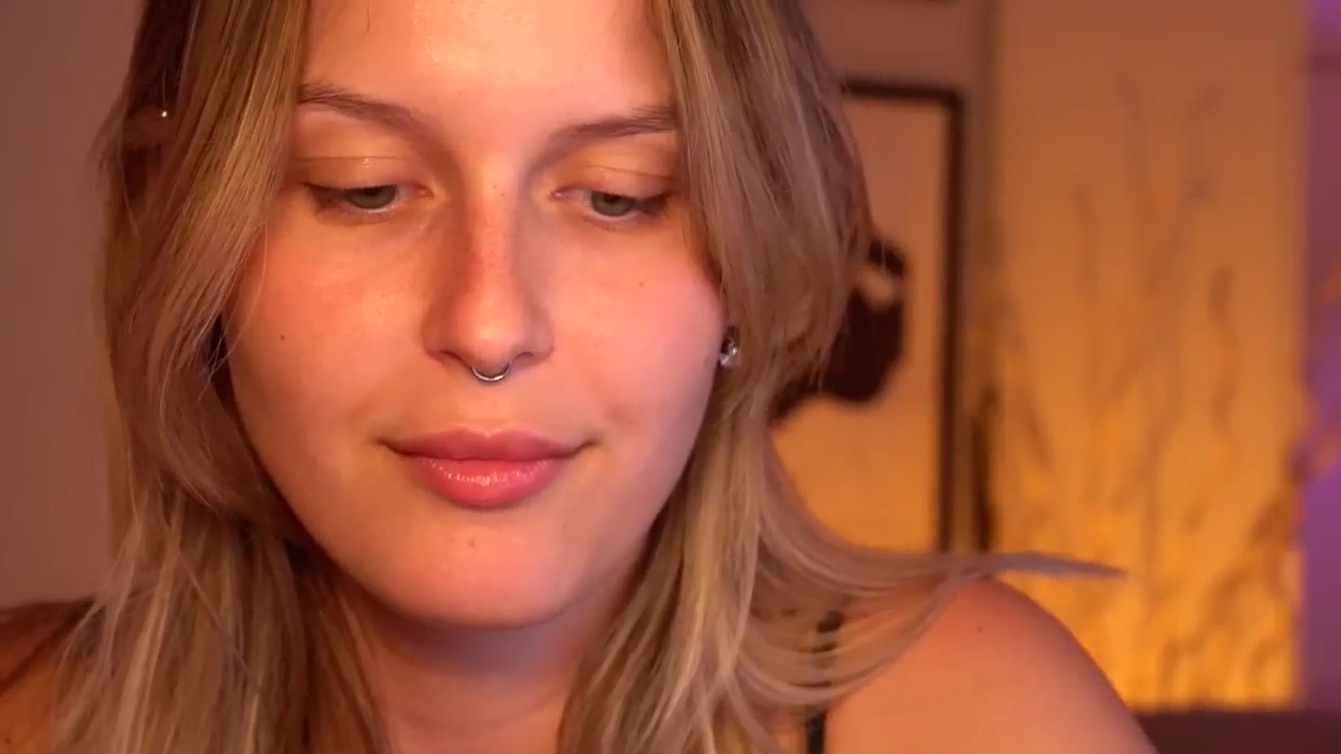 Gallery image thumbnail from sweetpulse_'s myfreecams stream on, 08/04/2024, 12:20 image 14 of 20
