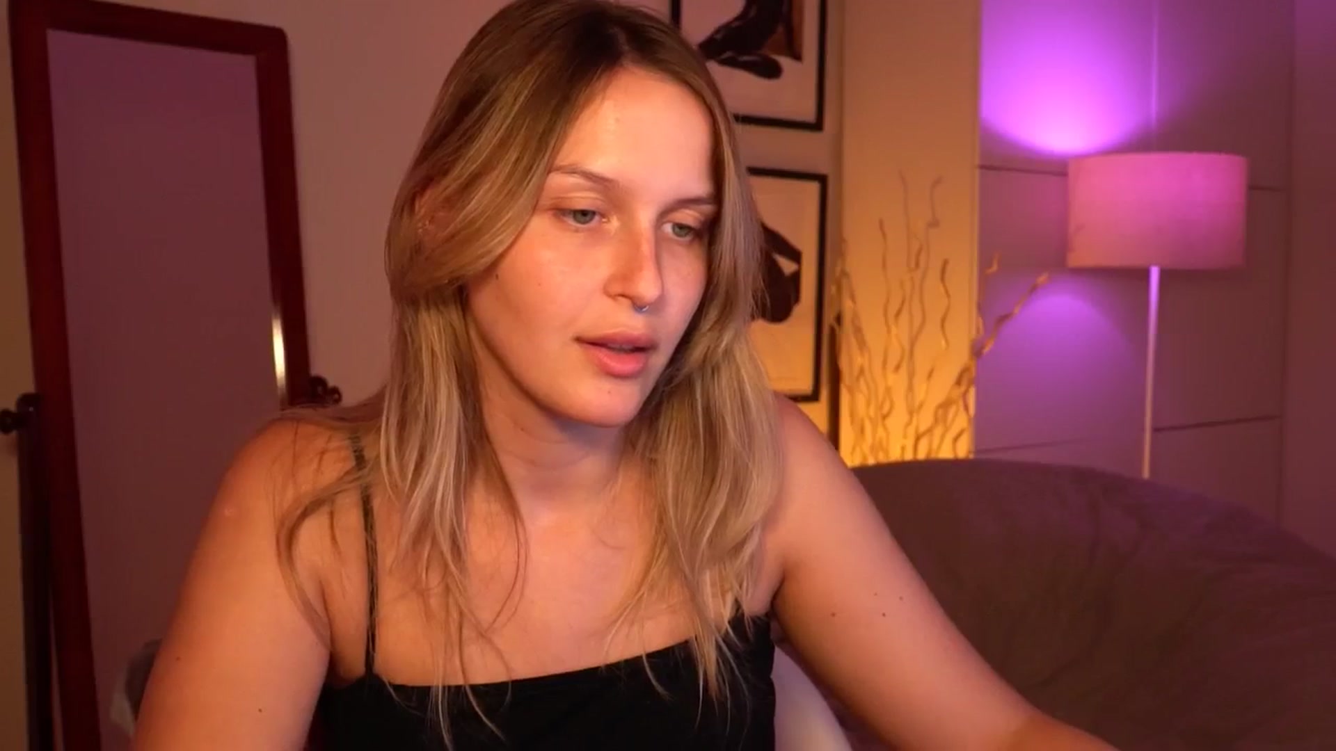 Gallery image thumbnail from sweetpulse_'s myfreecams stream on, 08/04/2024, 12:20 image 19 of 20
