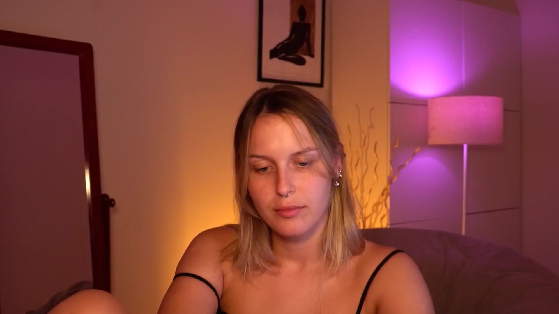 Gallery image thumbnail from sweetpulse_'s myfreecams stream on, 08/04/2024, 13:04 image 14 of 20