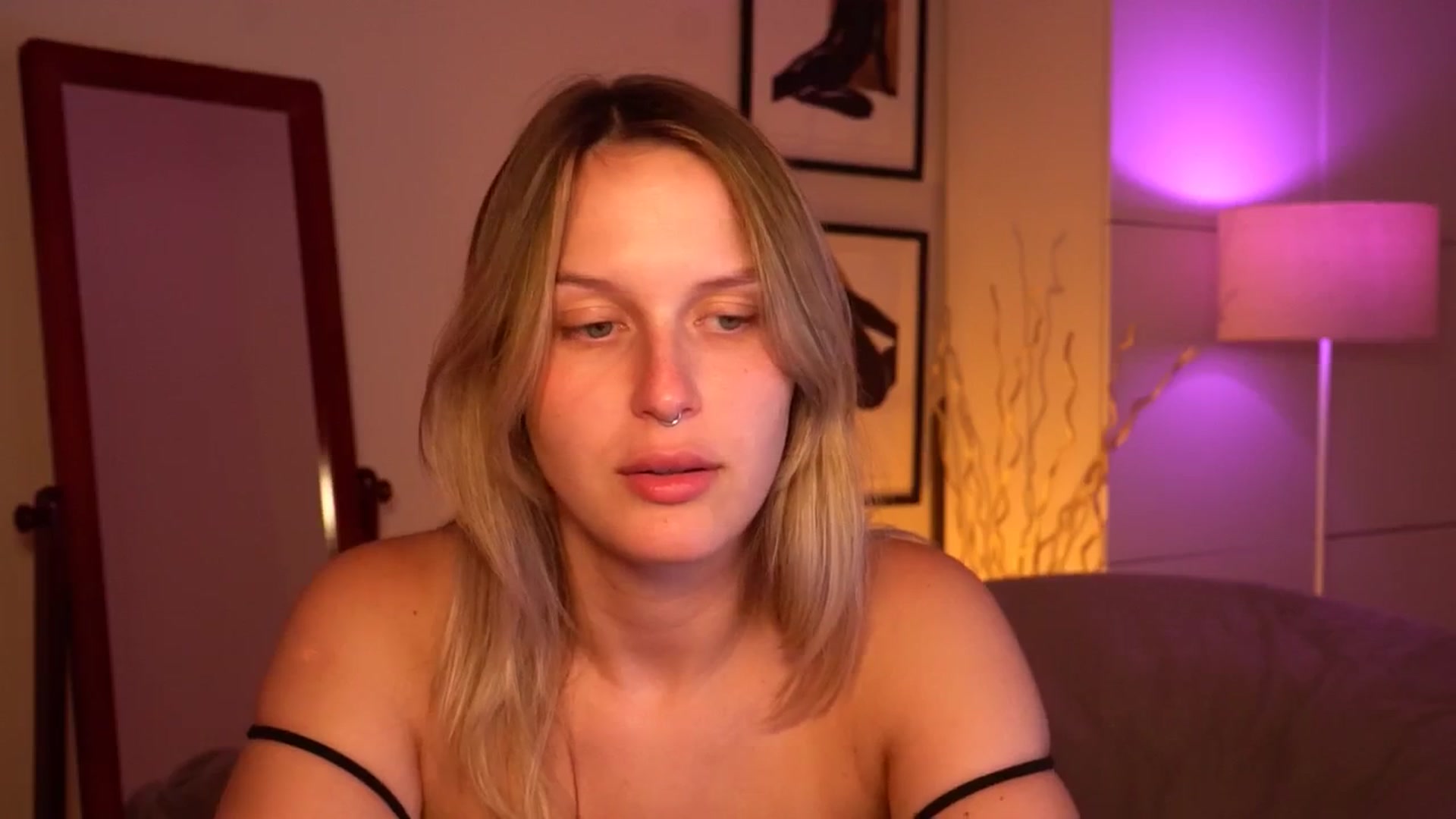 Gallery image thumbnail from sweetpulse_'s myfreecams stream on, 08/04/2024, 13:41 image 9 of 20