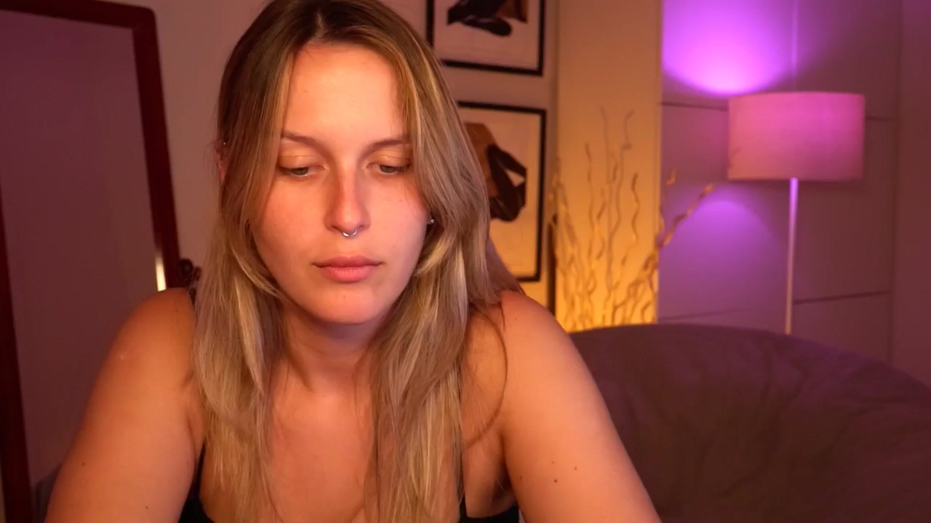 Gallery image thumbnail from sweetpulse_'s myfreecams stream on, 08/04/2024, 14:27 image 1 of 20