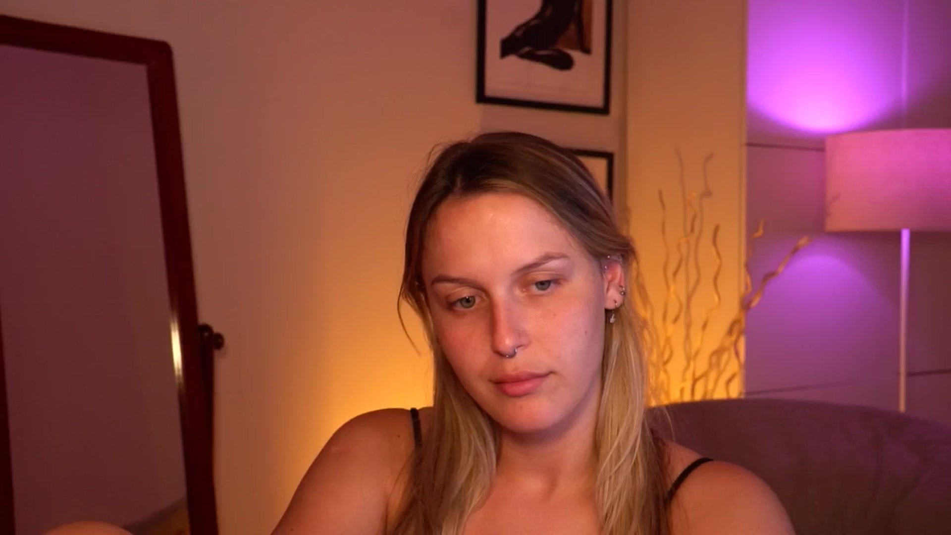 Gallery image thumbnail from sweetpulse_'s myfreecams stream on, 08/04/2024, 14:27 image 11 of 20