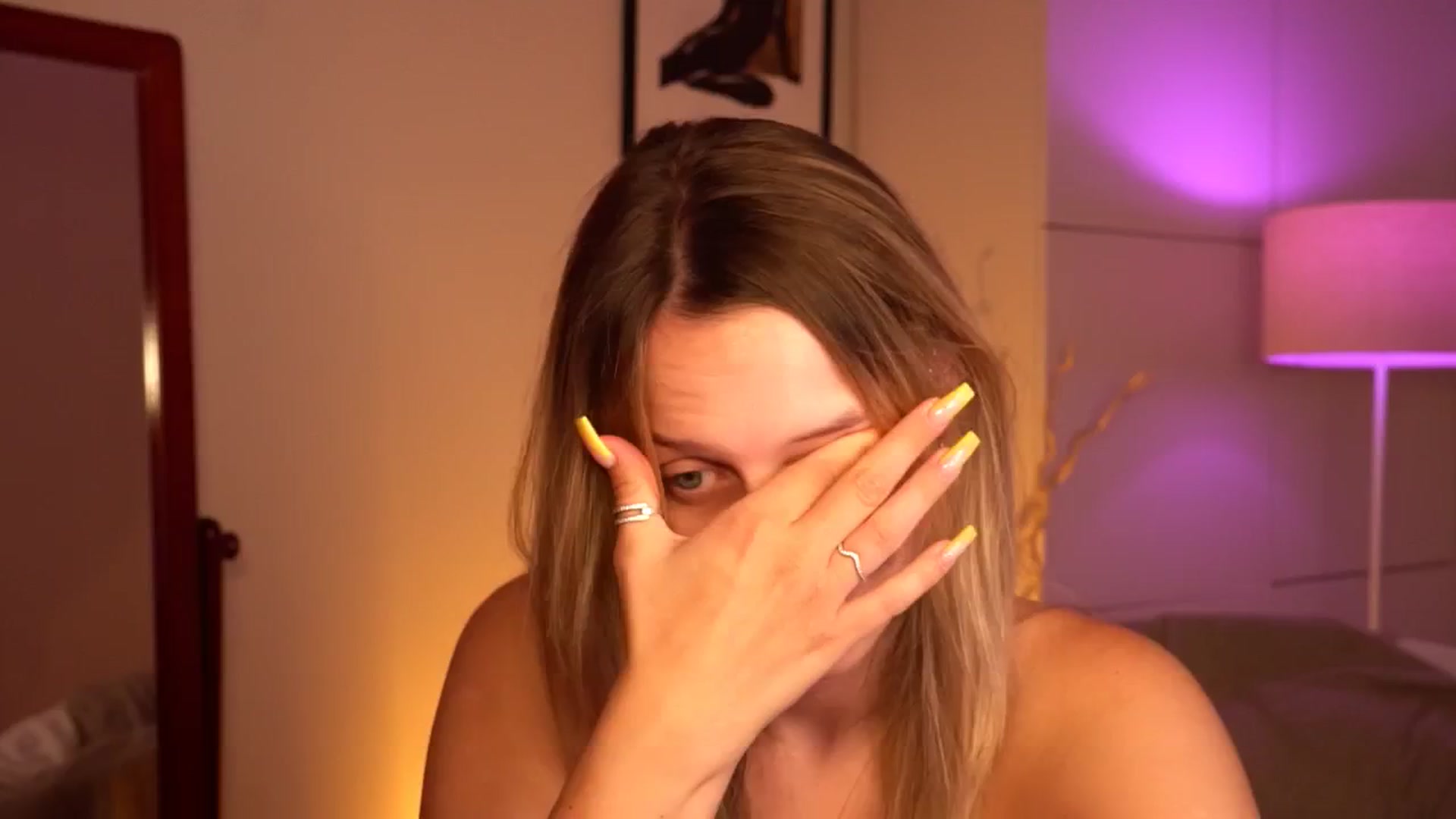Gallery image thumbnail from sweetpulse_'s myfreecams stream on, 08/05/2024, 07:39 image 2 of 20