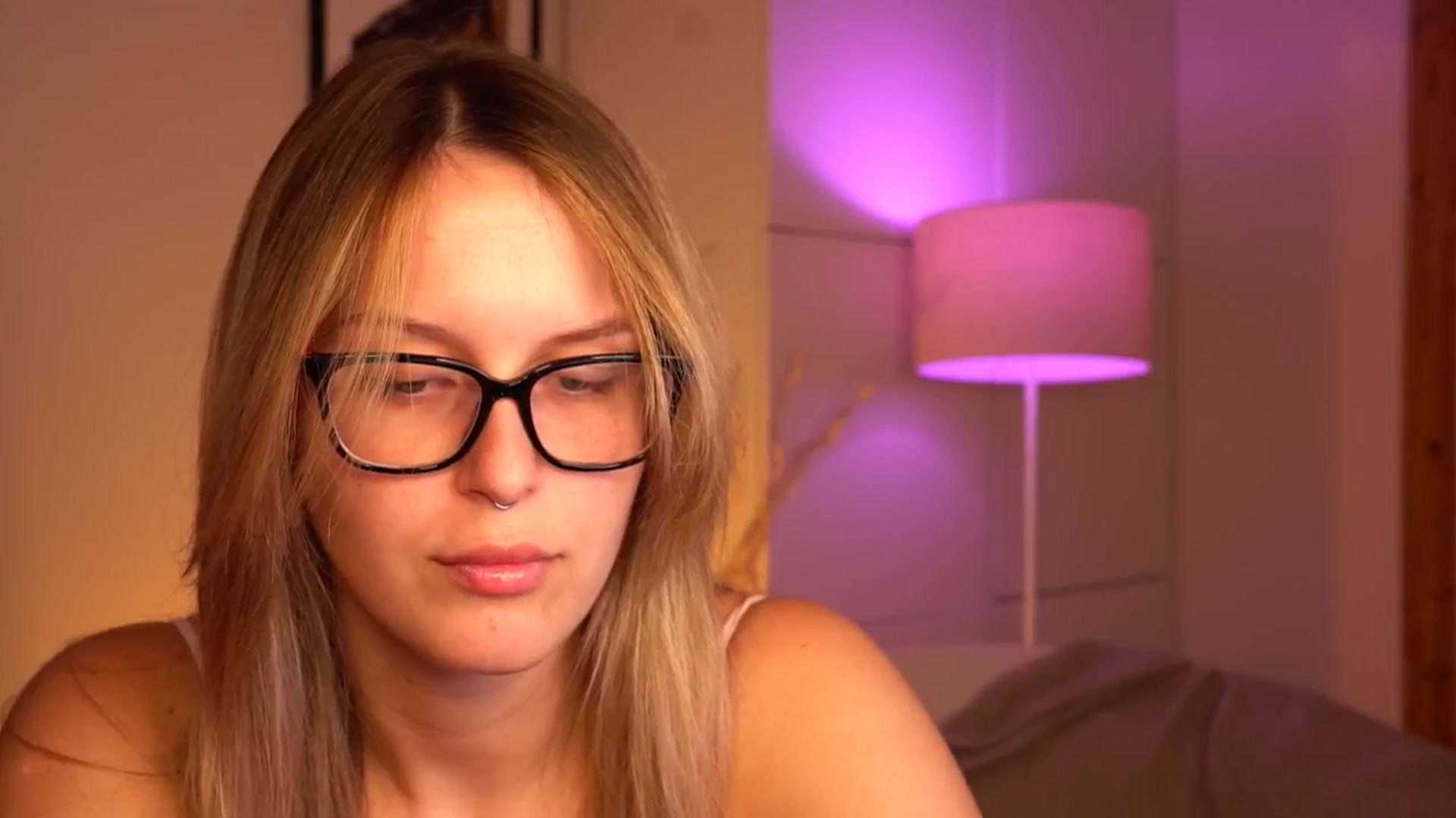 Gallery image thumbnail from sweetpulse_'s myfreecams stream on, 08/06/2024, 07:36 image 14 of 20