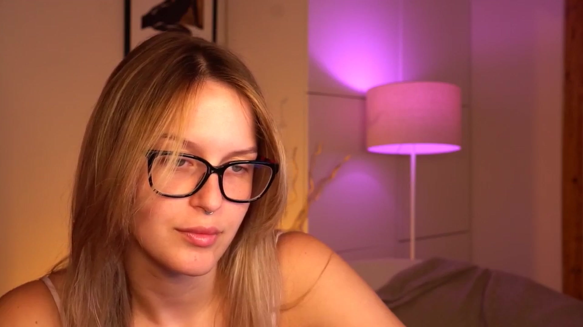 Gallery image thumbnail from sweetpulse_'s myfreecams stream on, 08/06/2024, 07:36 image 15 of 20