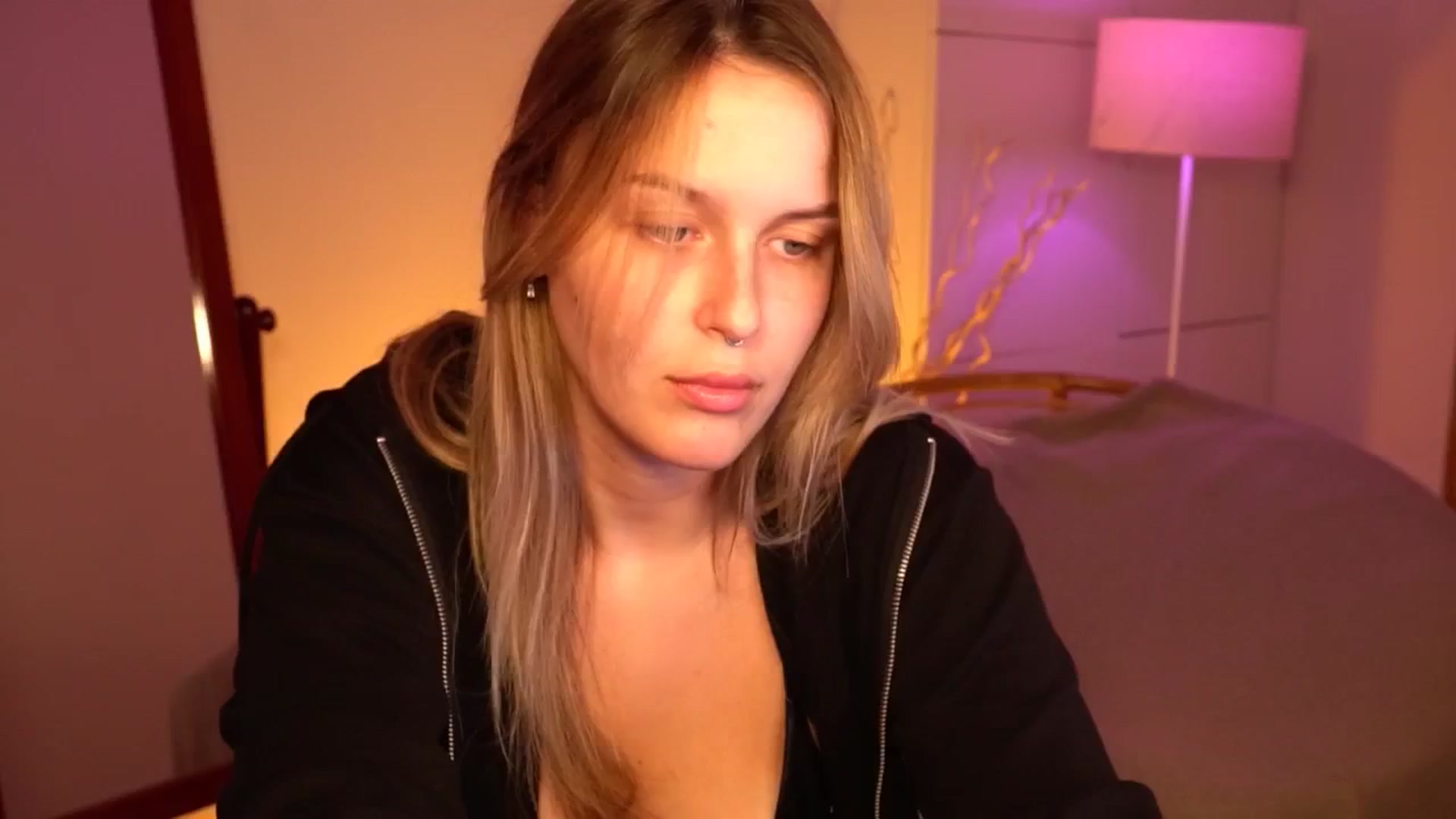 Gallery image thumbnail from sweetpulse_'s myfreecams stream on, 08/11/2024, 09:13 image 14 of 20