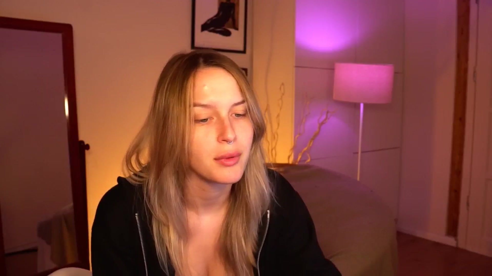 Gallery image thumbnail from sweetpulse_'s myfreecams stream on, 08/12/2024, 06:52 image 2 of 20
