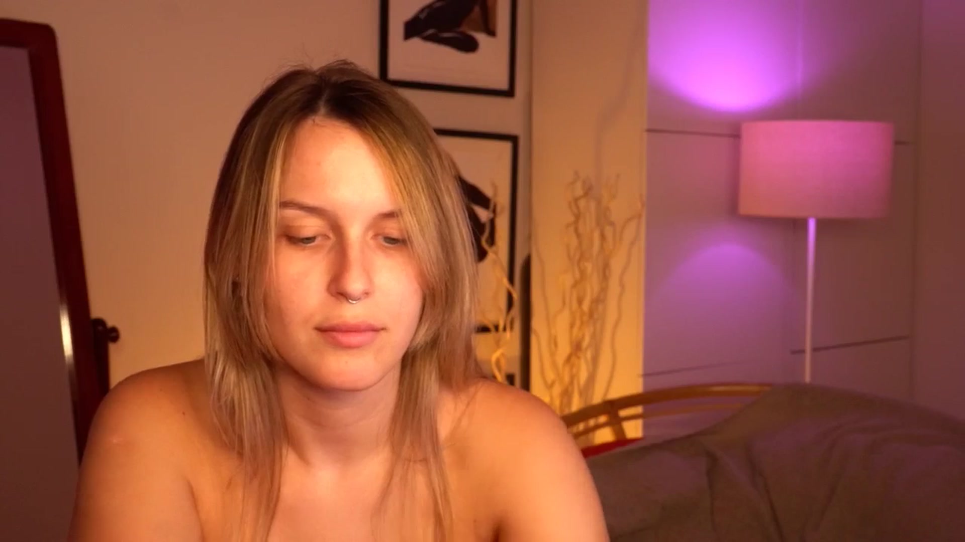 Gallery image thumbnail from sweetpulse_'s myfreecams stream on, 08/14/2024, 09:19 image 3 of 20