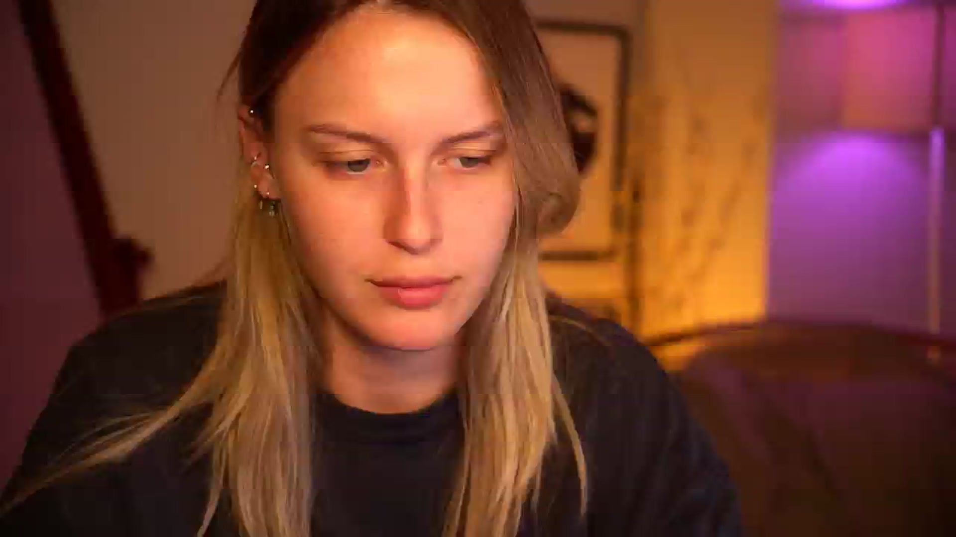 Gallery image thumbnail from sweetpulse_'s myfreecams stream on, 09/07/2024, 09:22 image 1 of 20