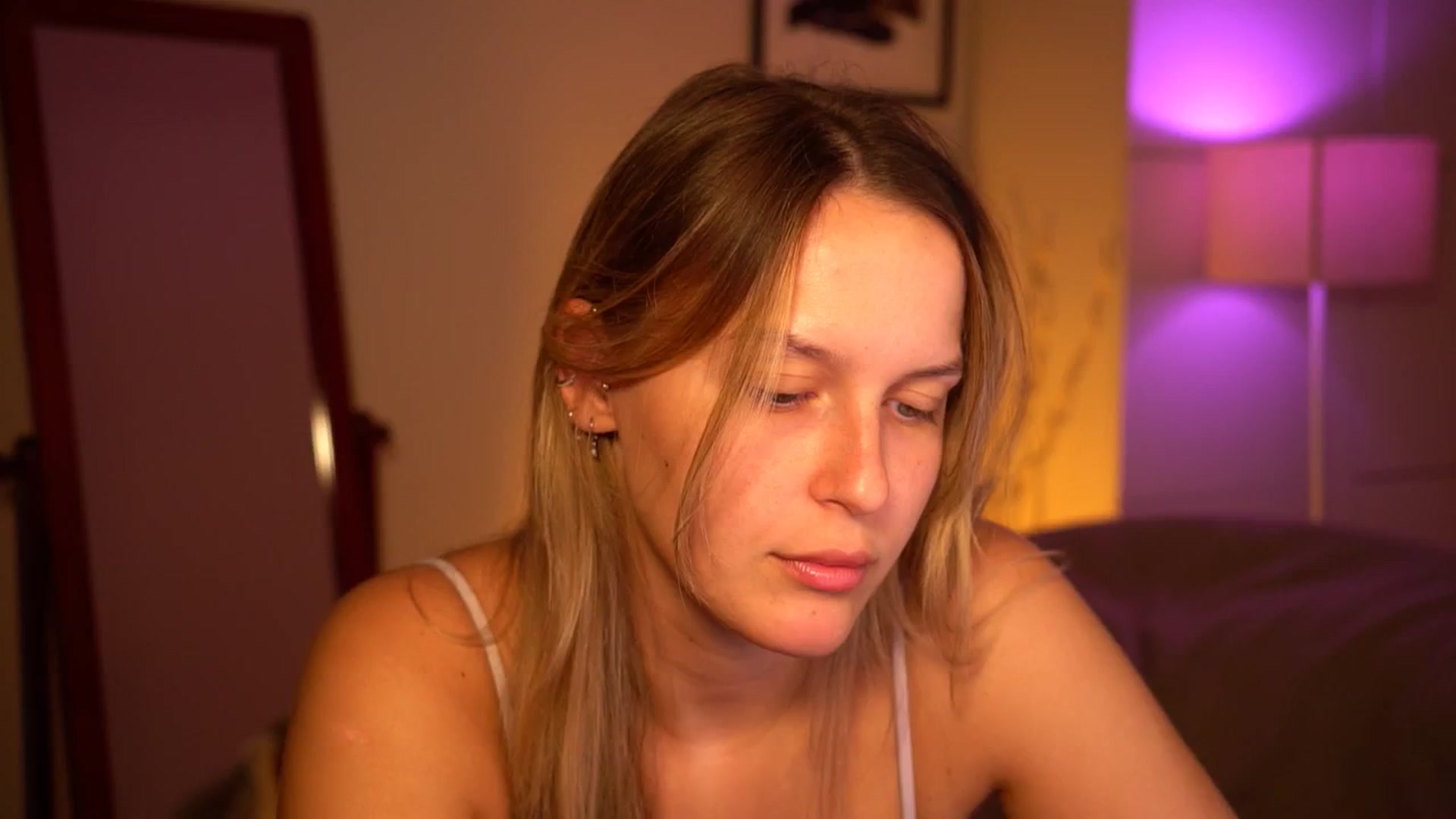 Gallery image thumbnail from sweetpulse_'s myfreecams stream on, 09/08/2024, 07:56 image 11 of 20