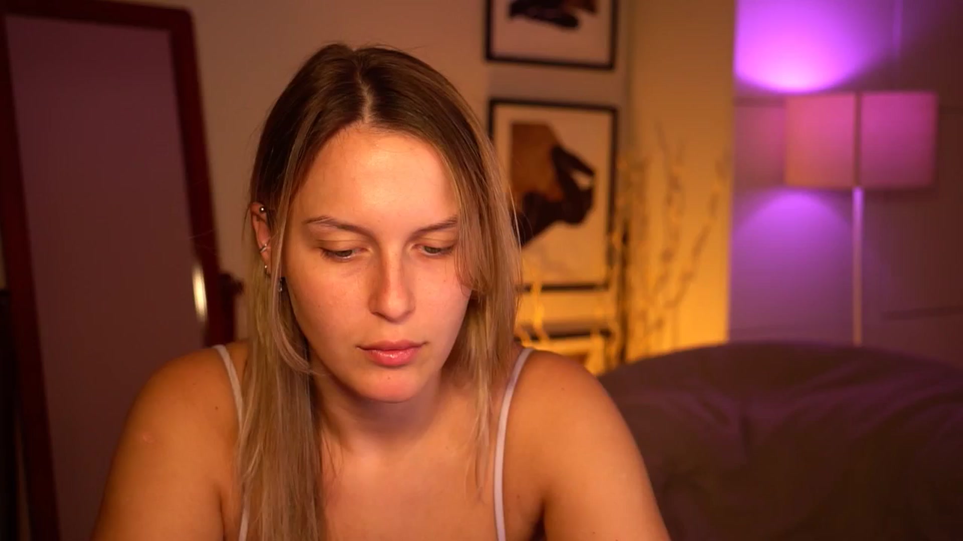 Gallery image thumbnail from sweetpulse_'s myfreecams stream on, 09/08/2024, 07:56 image 8 of 20