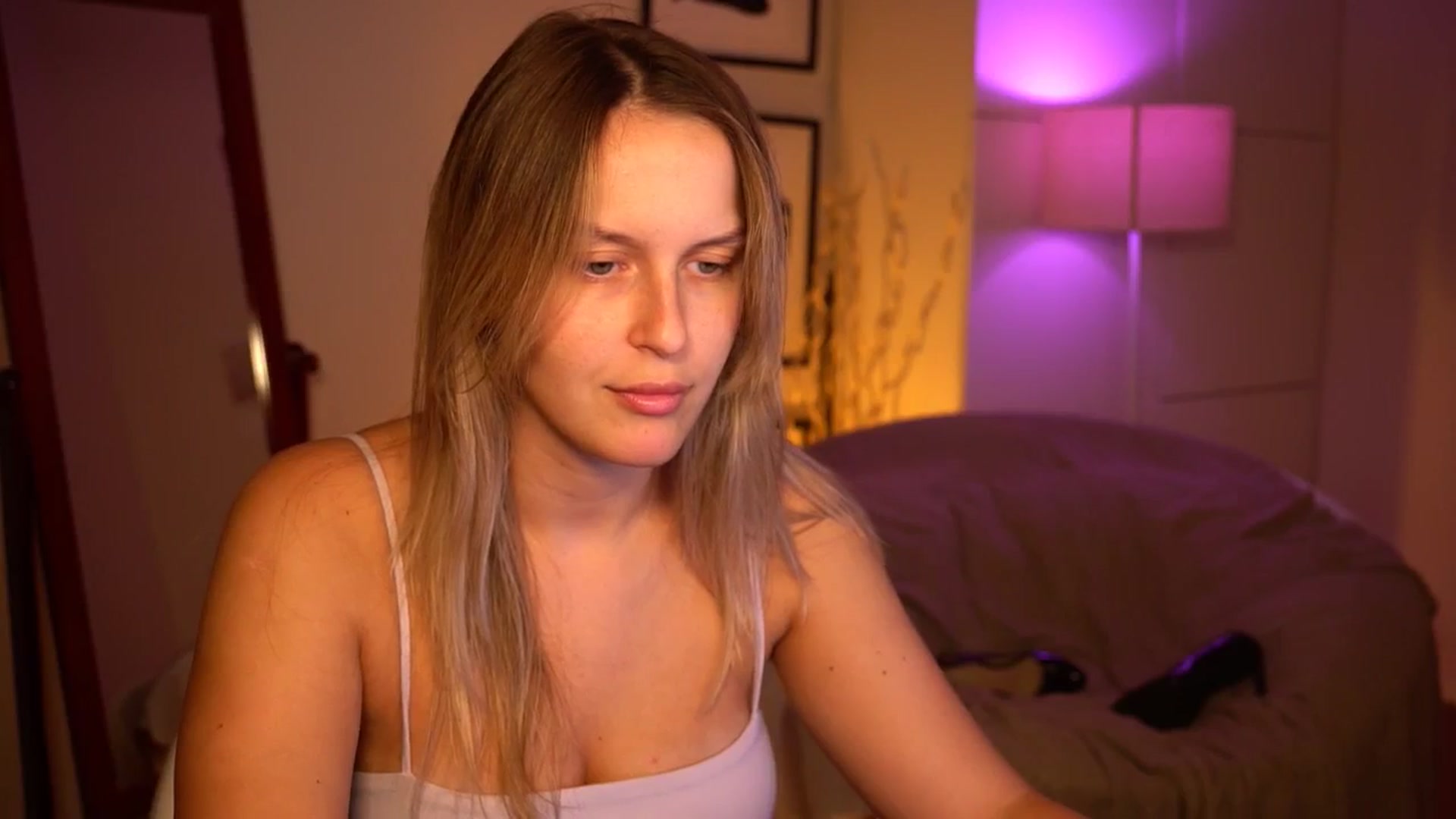 Gallery image thumbnail from sweetpulse_'s myfreecams stream on, 09/08/2024, 09:02 image 20 of 20