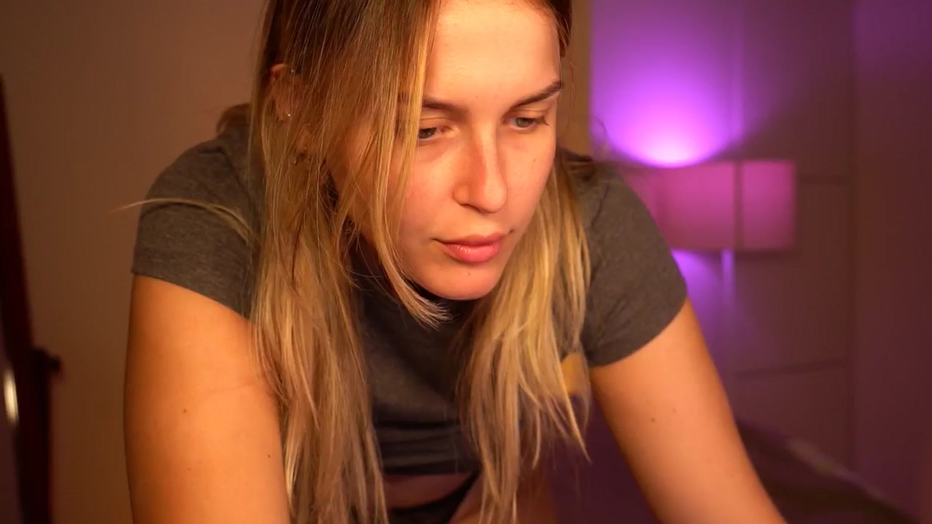 Gallery image thumbnail from sweetpulse_'s myfreecams stream on, 09/11/2024, 08:22 image 1 of 20