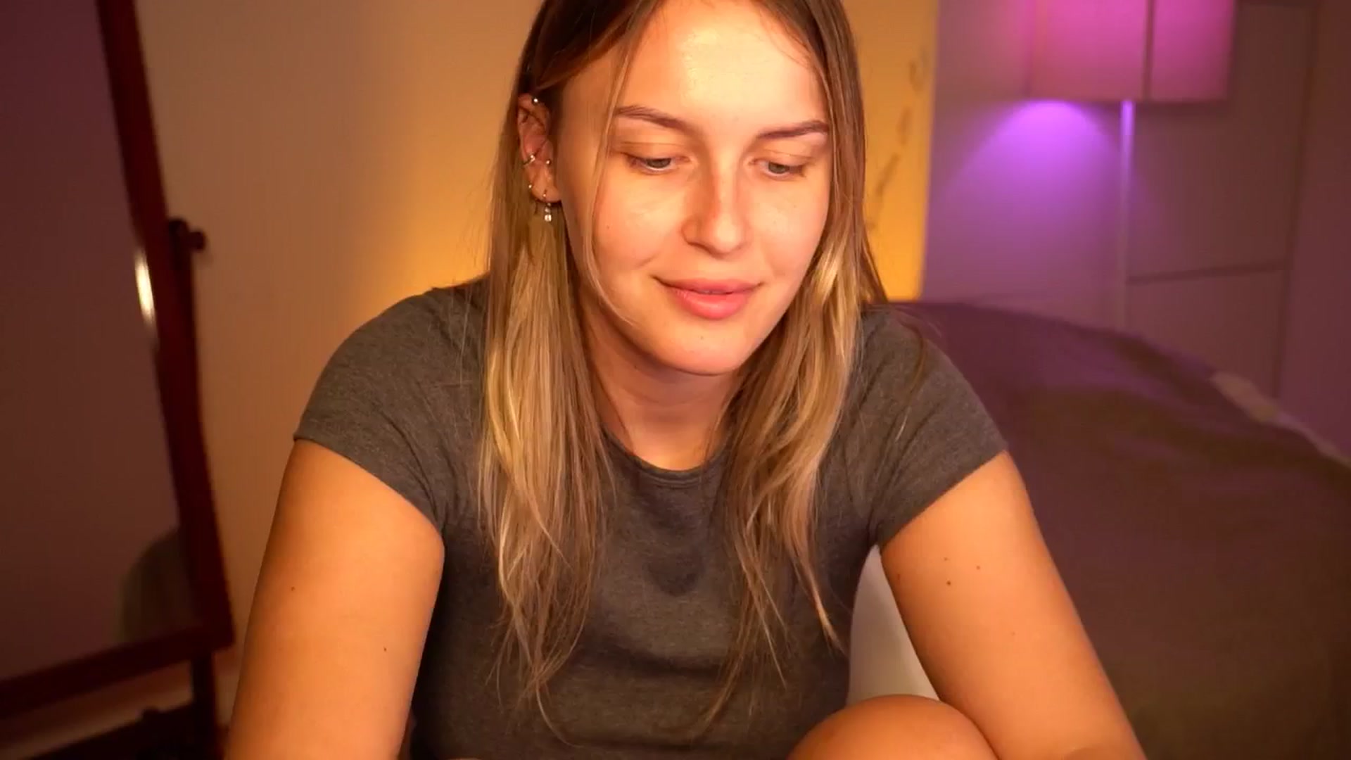 Gallery image thumbnail from sweetpulse_'s myfreecams stream on, 09/11/2024, 08:22 image 4 of 20