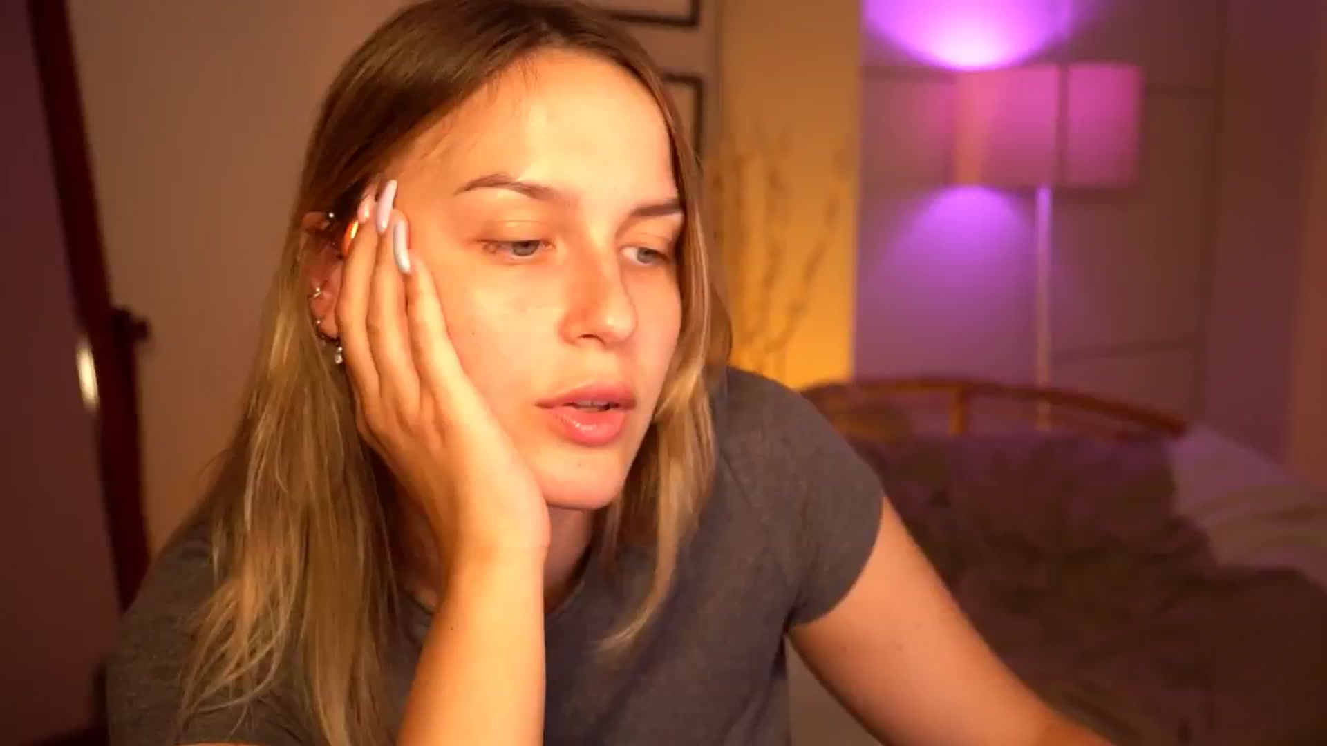 Gallery image thumbnail from sweetpulse_'s myfreecams stream on, 09/11/2024, 10:21 image 11 of 20