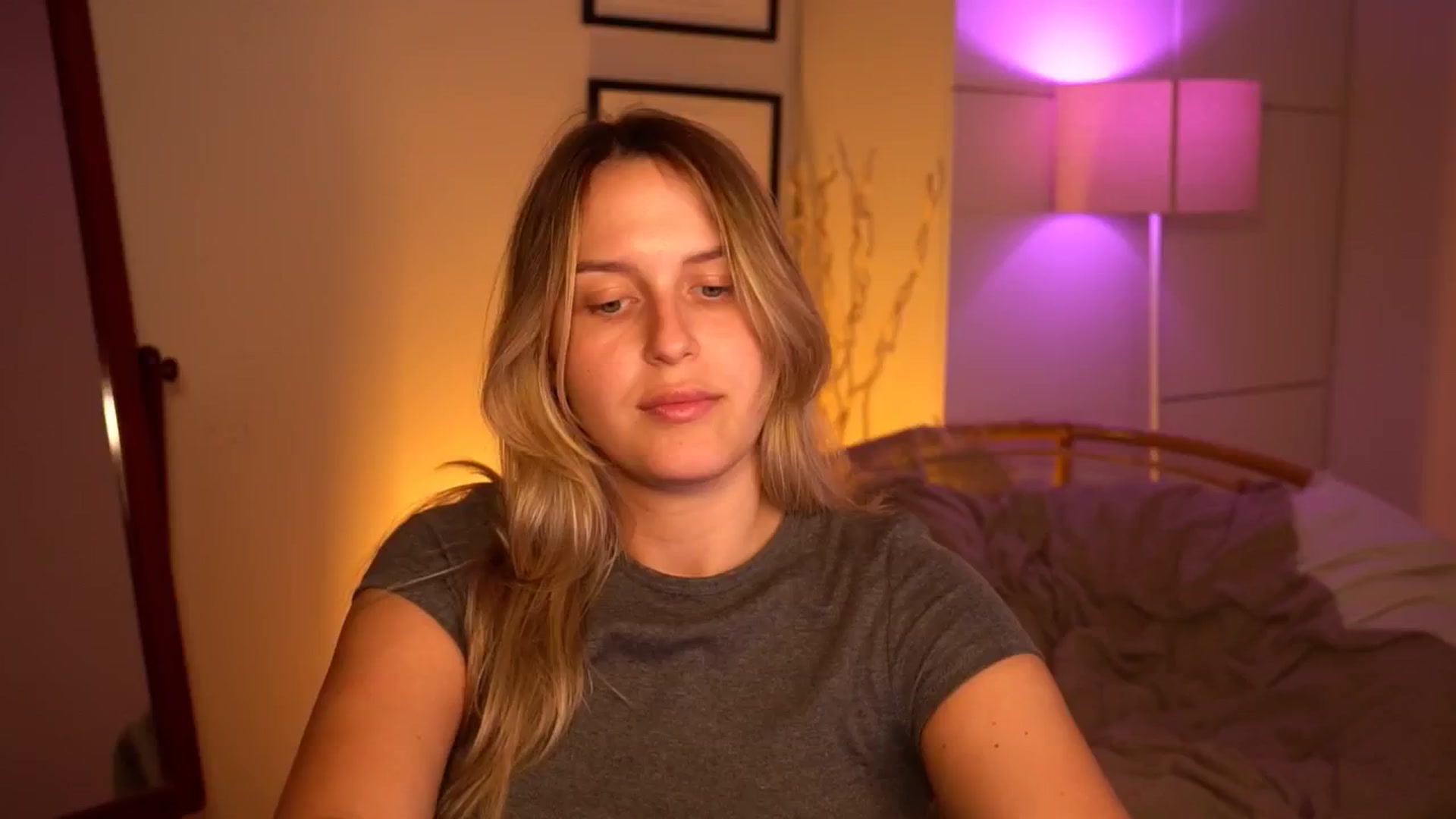 Gallery image thumbnail from sweetpulse_'s myfreecams stream on, 09/11/2024, 10:21 image 16 of 20