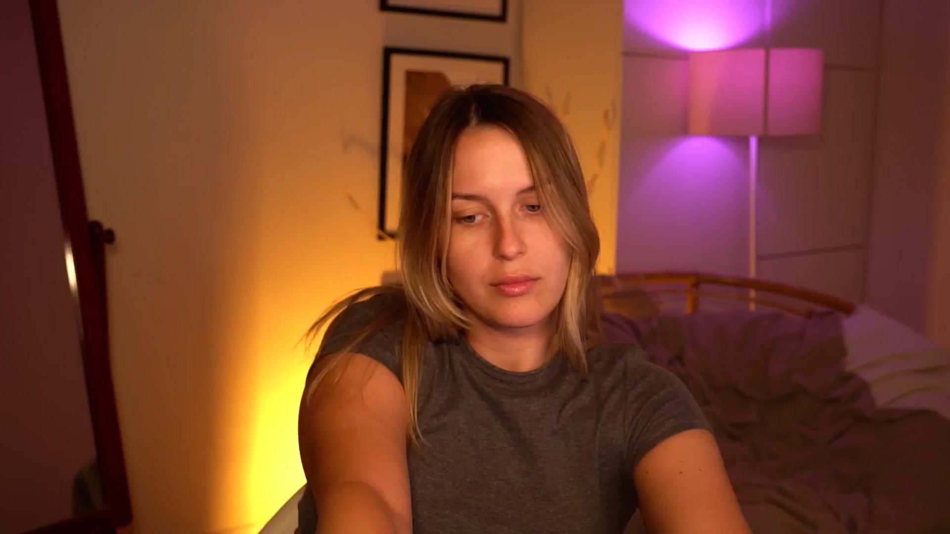 Gallery image thumbnail from sweetpulse_'s myfreecams stream on, 09/11/2024, 10:21 image 17 of 20