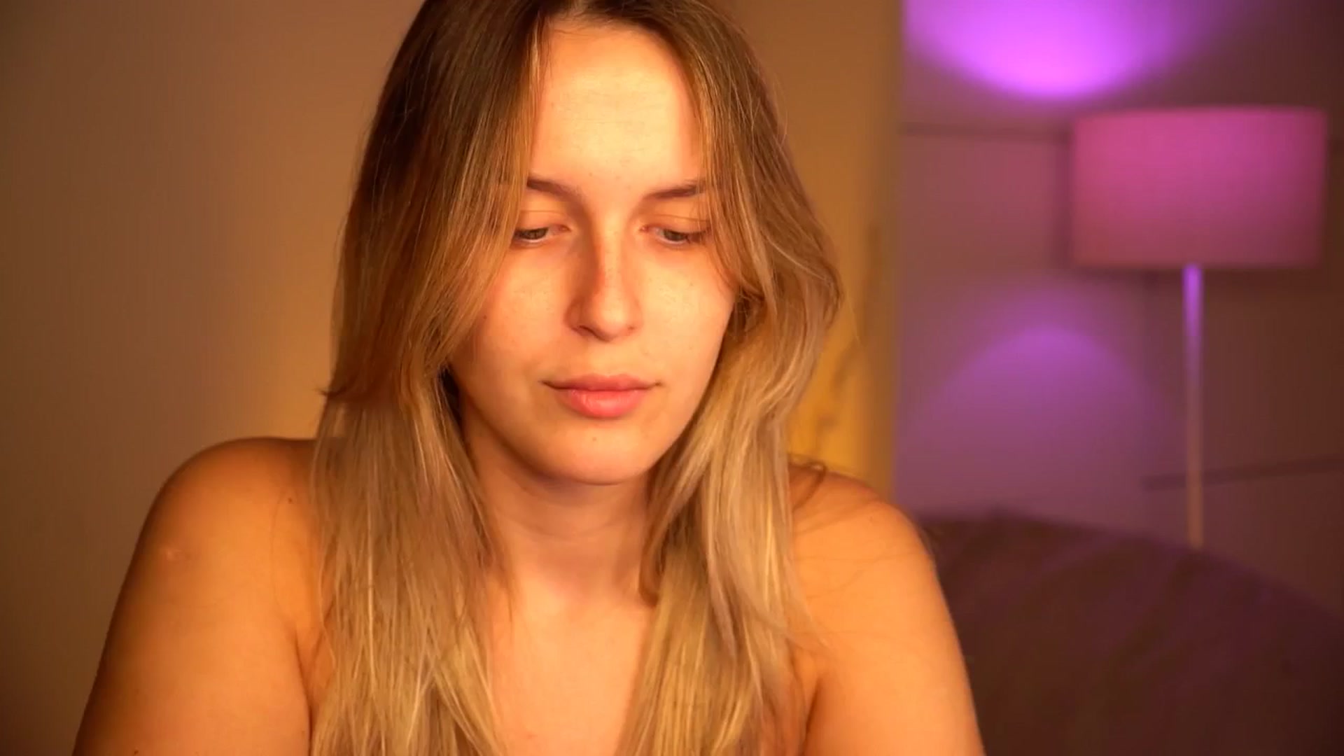 Gallery image thumbnail from sweetpulse_'s myfreecams stream on, 09/12/2024, 08:14 image 7 of 20