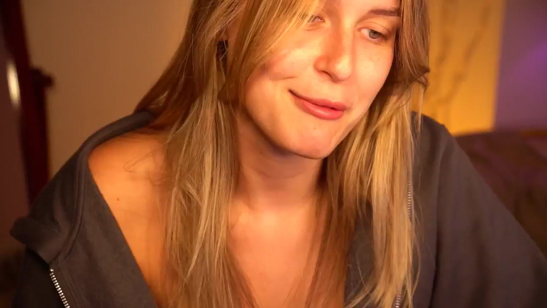 Gallery image thumbnail from sweetpulse_'s myfreecams stream on, 09/12/2024, 08:14 image 20 of 20
