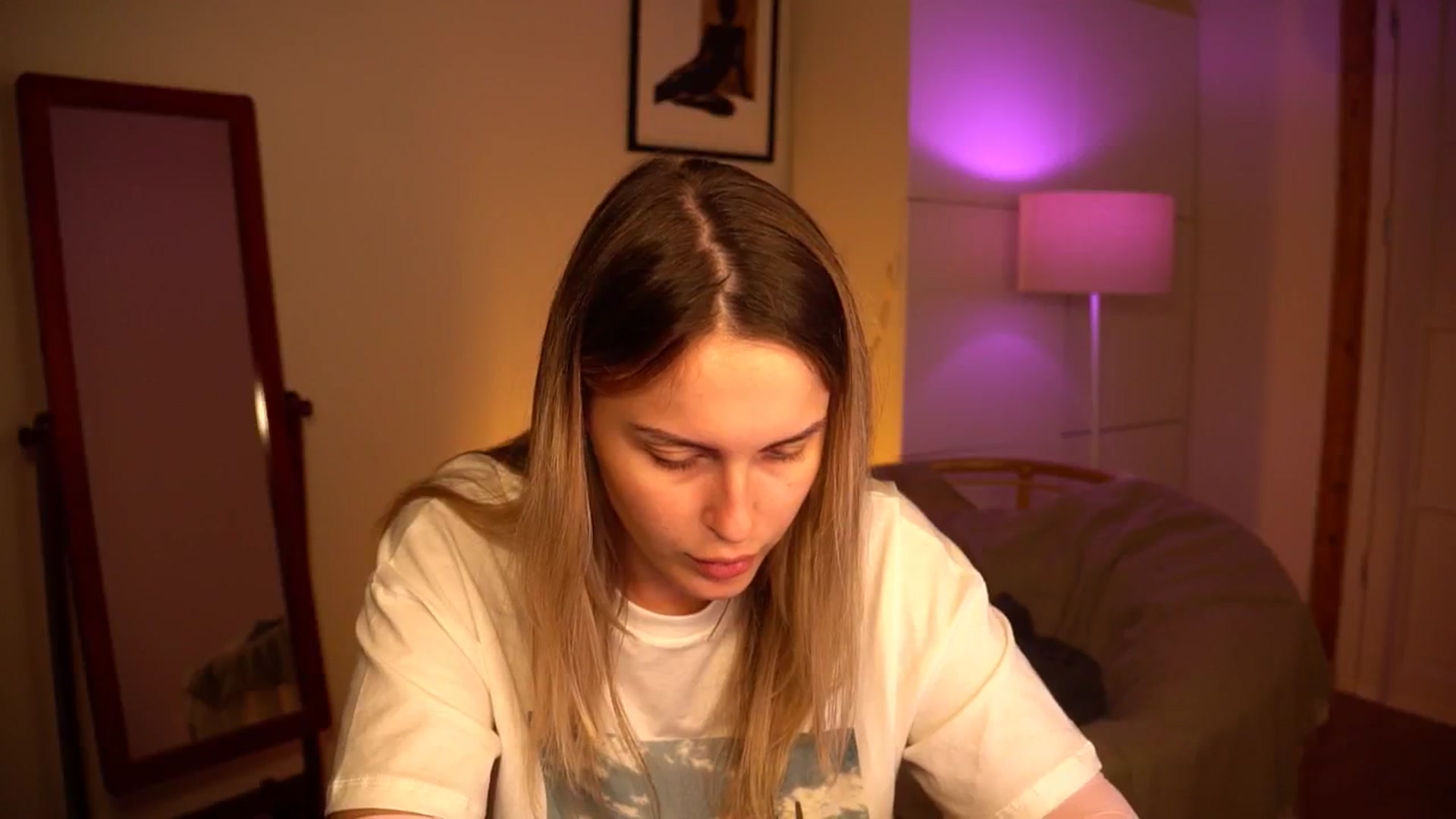 Gallery image thumbnail from sweetpulse_'s myfreecams stream on, 09/12/2024, 09:17 image 5 of 20