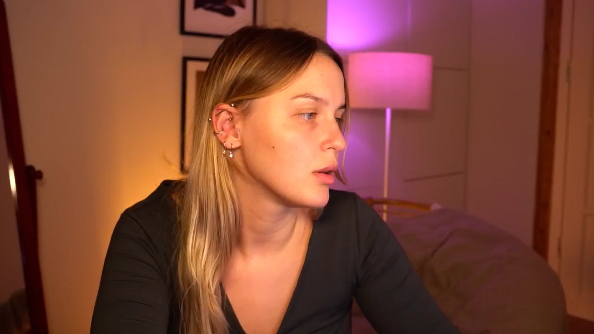 Gallery image thumbnail from sweetpulse_'s myfreecams stream on, 09/16/2024, 09:49 image 6 of 20