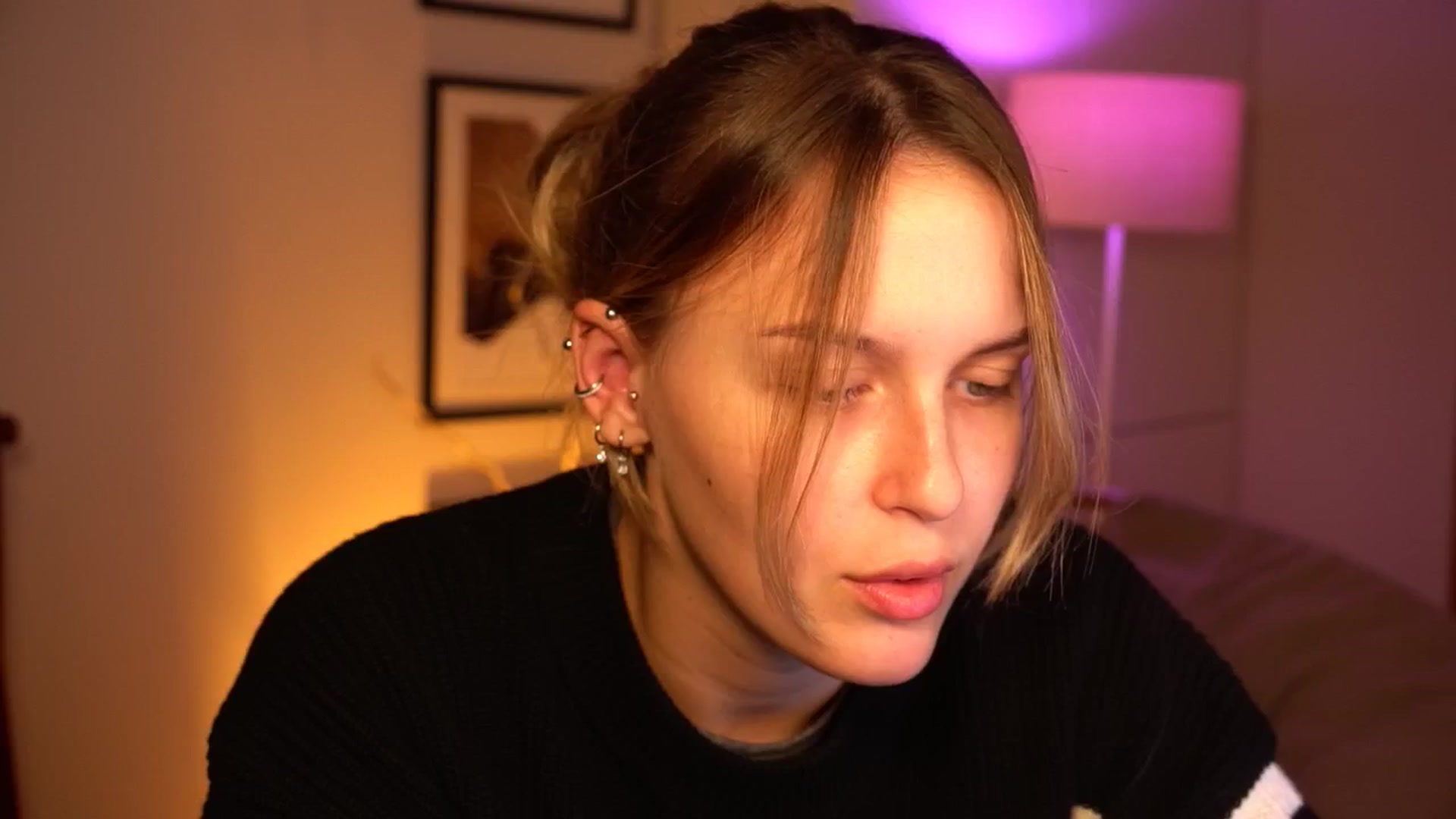 Gallery image thumbnail from sweetpulse_'s myfreecams stream on, 09/17/2024, 08:14 image 19 of 20