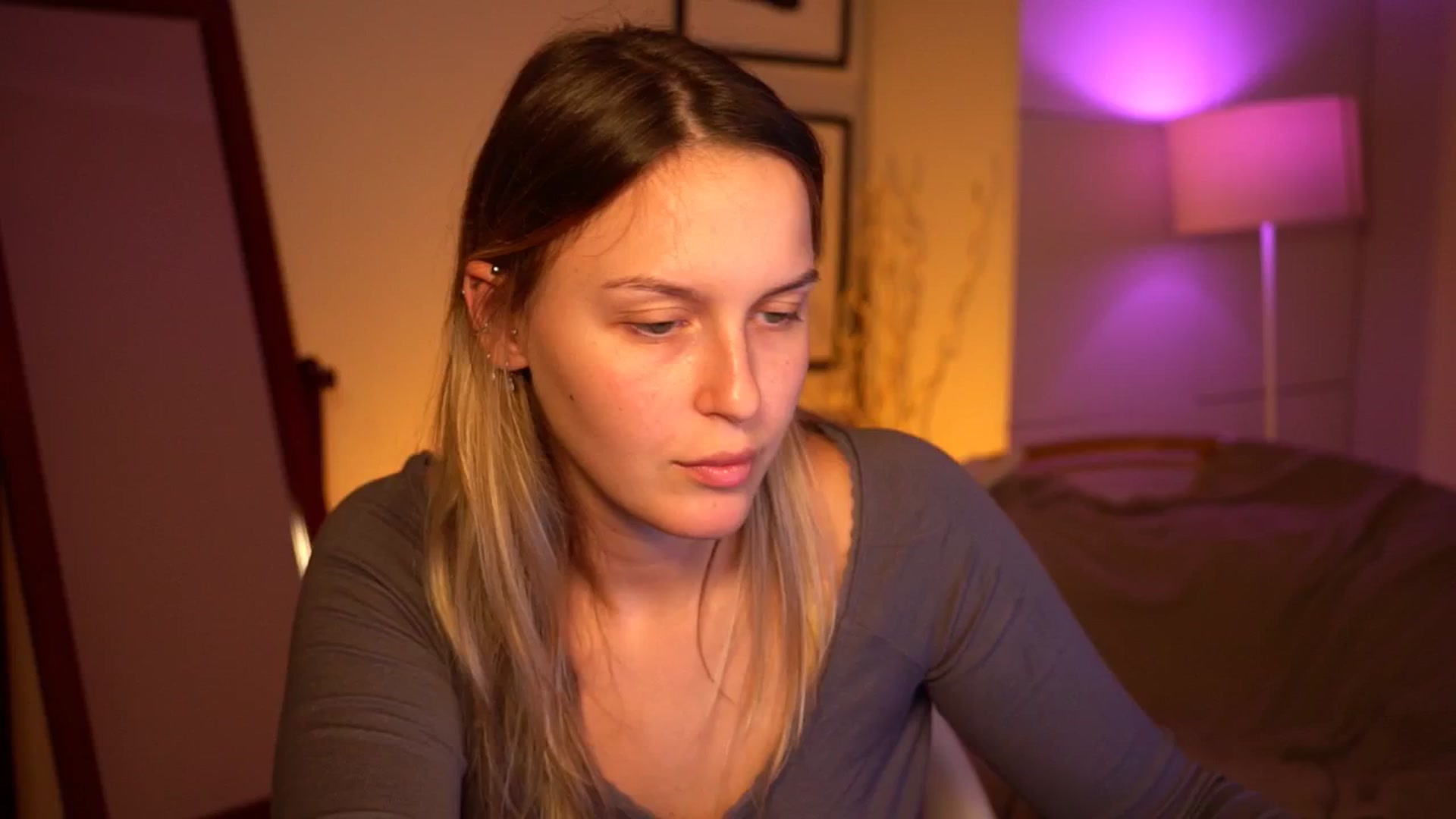 Gallery image thumbnail from sweetpulse_'s myfreecams stream on, 09/27/2024, 10:53 image 12 of 20