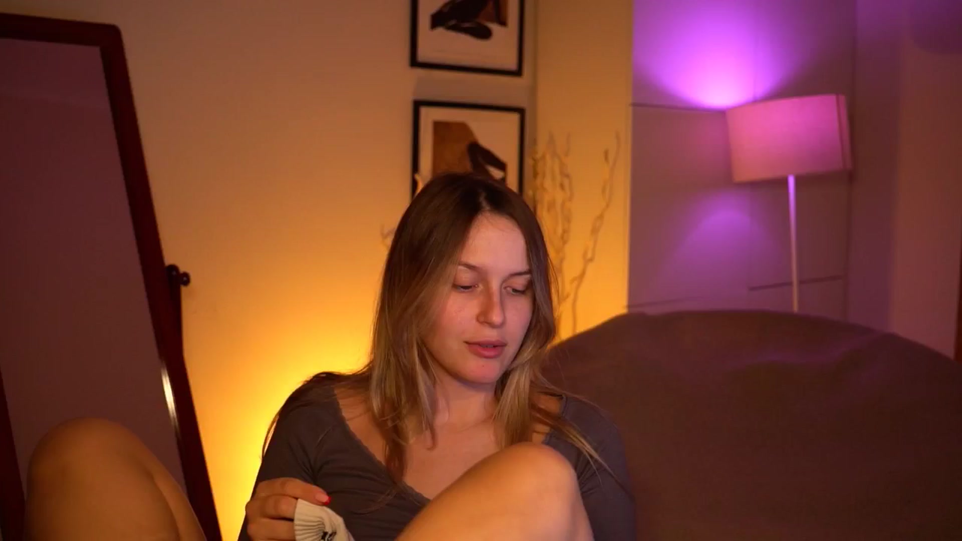 Gallery image thumbnail from sweetpulse_'s myfreecams stream on, 09/27/2024, 10:53 image 3 of 20