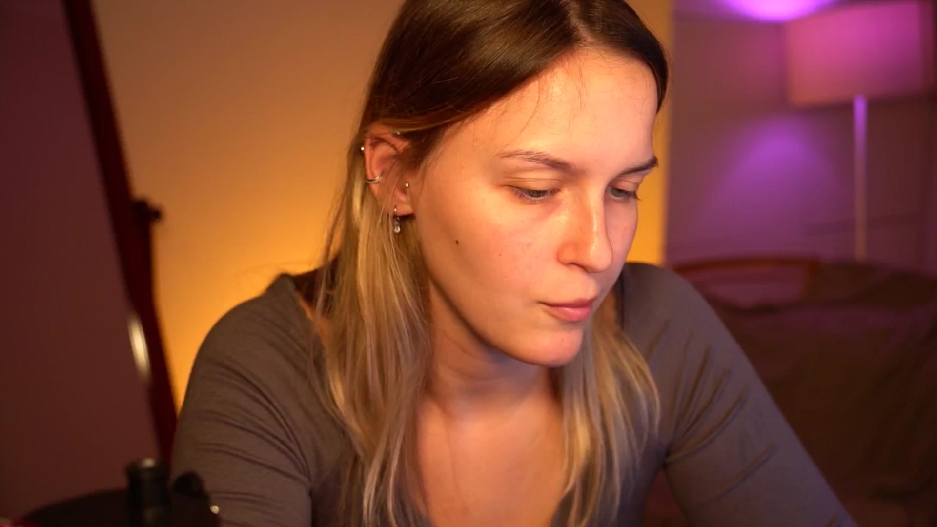 Gallery image thumbnail from sweetpulse_'s myfreecams stream on, 09/27/2024, 10:53 image 16 of 20