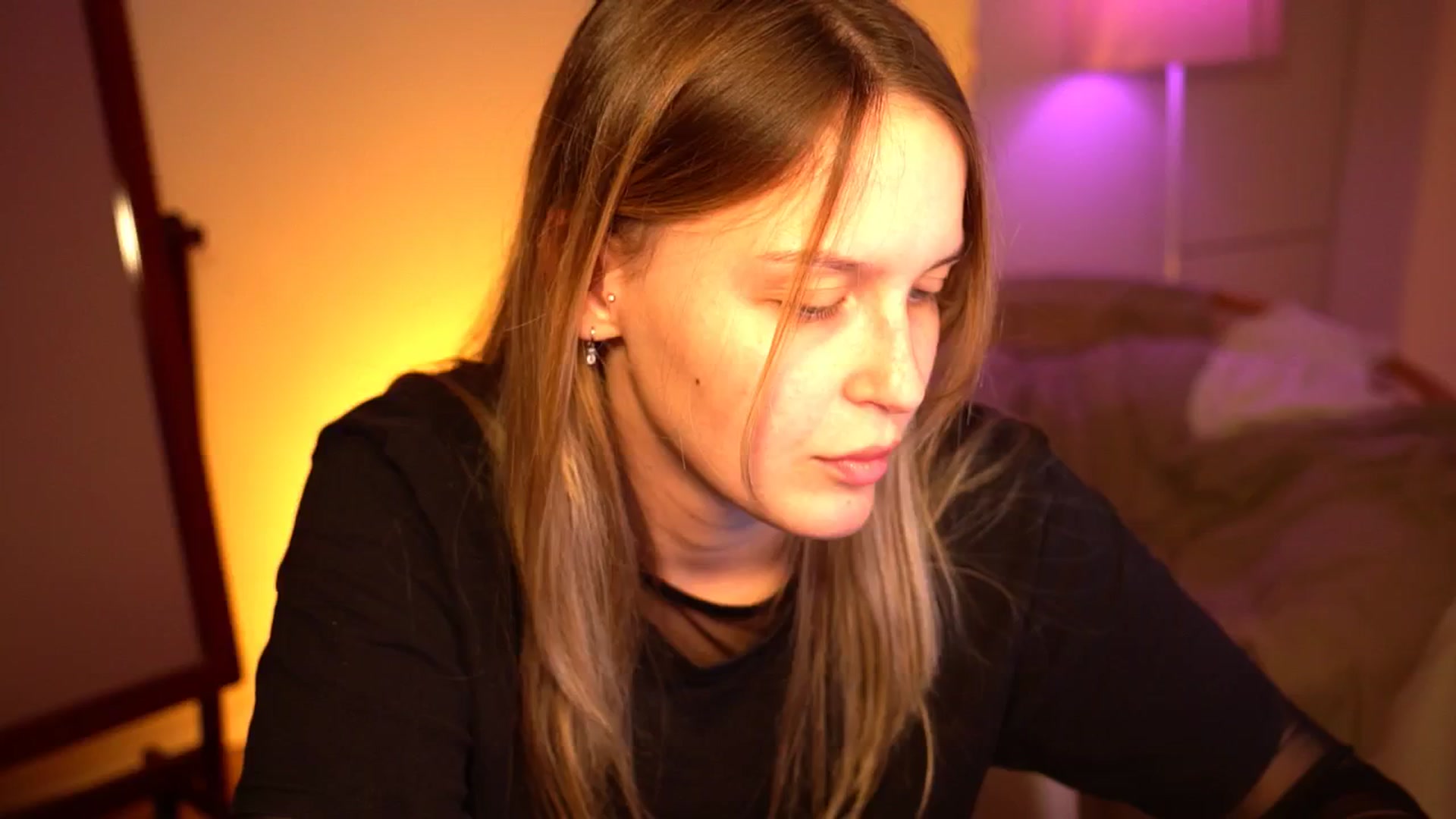 Gallery image thumbnail from sweetpulse_'s myfreecams stream on, 10/01/2024, 09:23 image 14 of 20