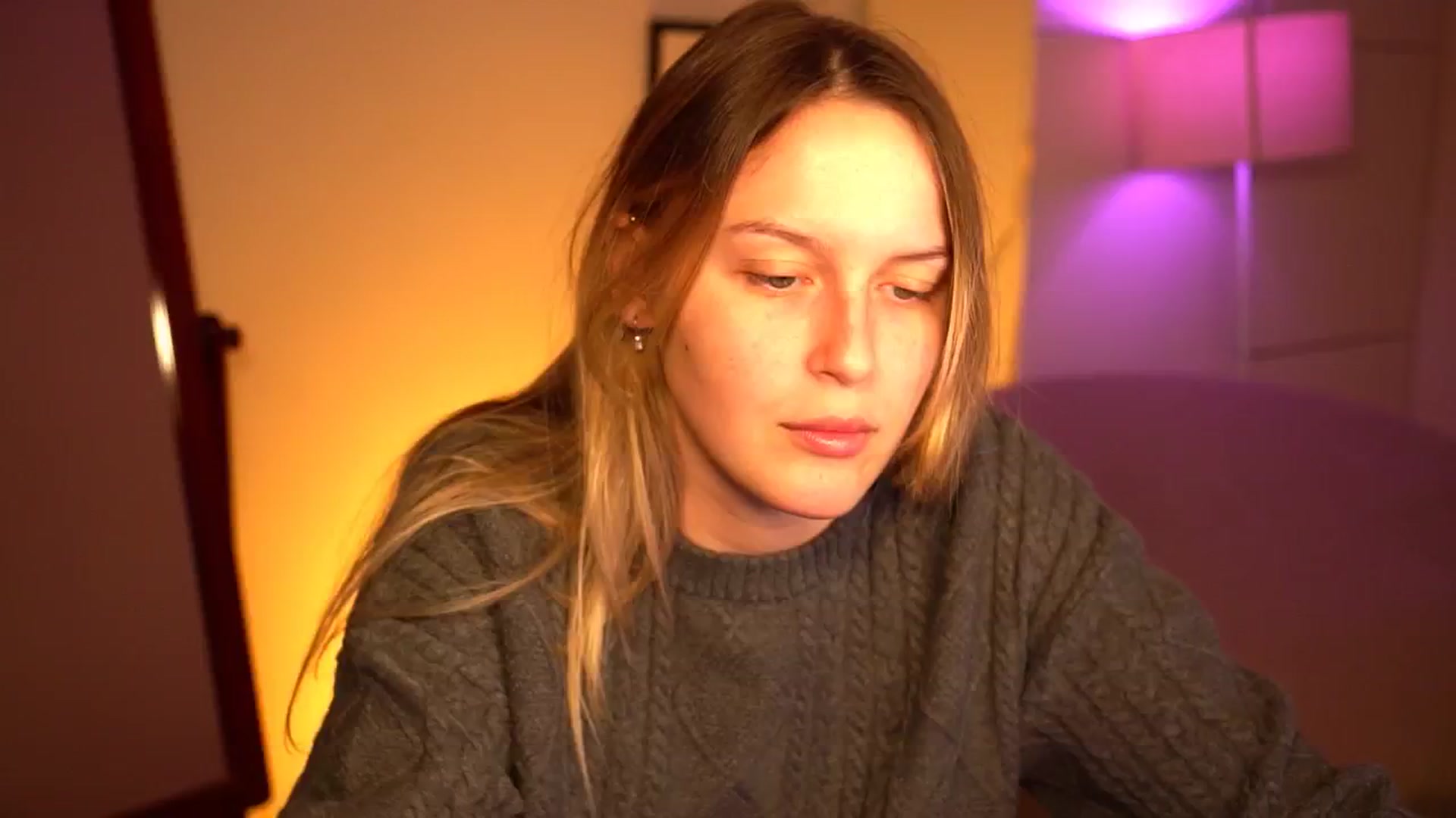 Gallery image thumbnail from sweetpulse_'s myfreecams stream on, 10/02/2024, 08:34 image 4 of 20