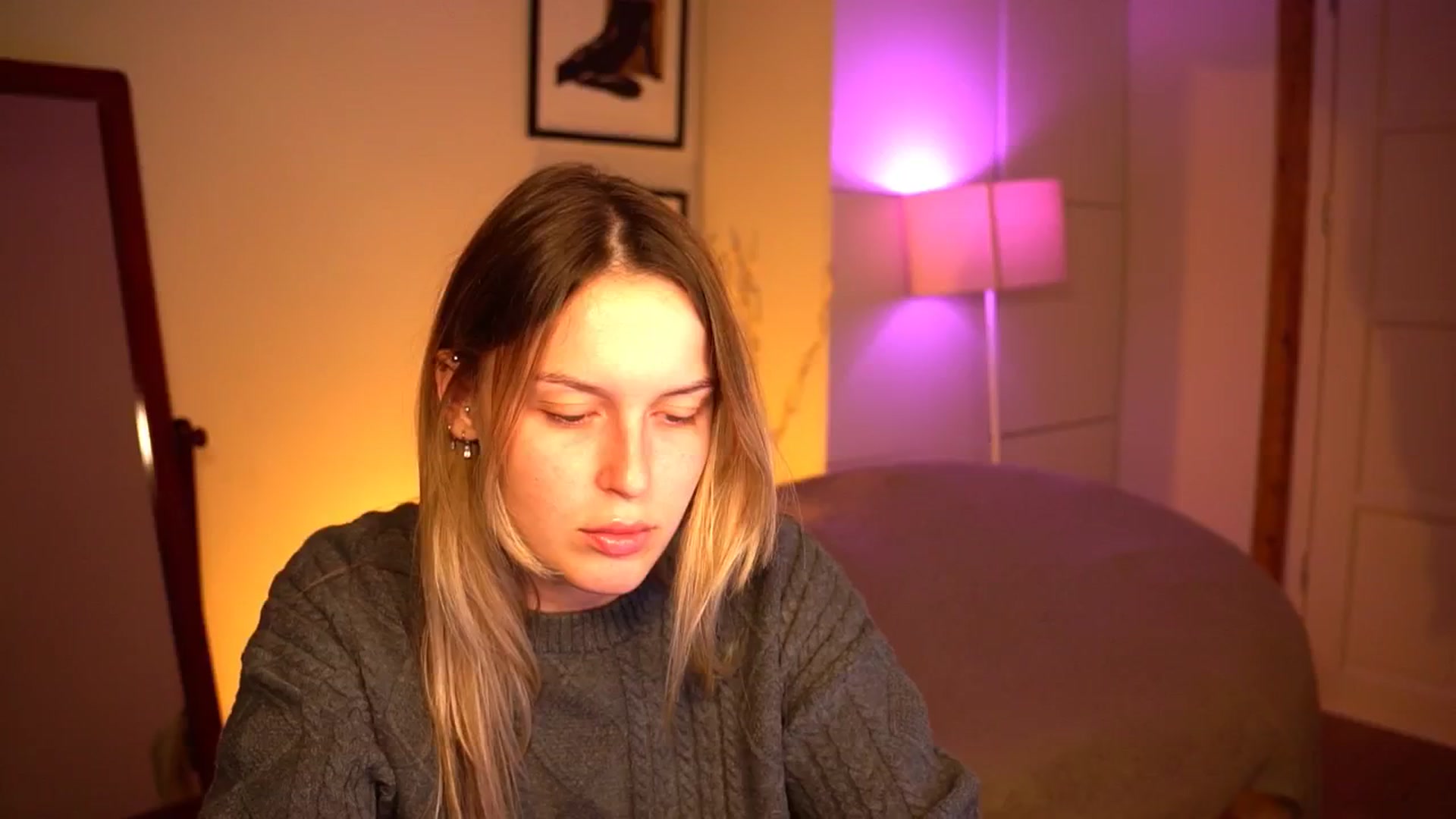 Gallery image thumbnail from sweetpulse_'s myfreecams stream on, 10/02/2024, 09:40 image 1 of 20