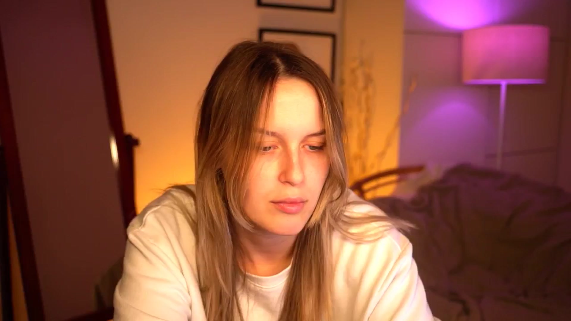 Gallery image thumbnail from sweetpulse_'s myfreecams stream on, 10/05/2024, 08:37 image 11 of 20