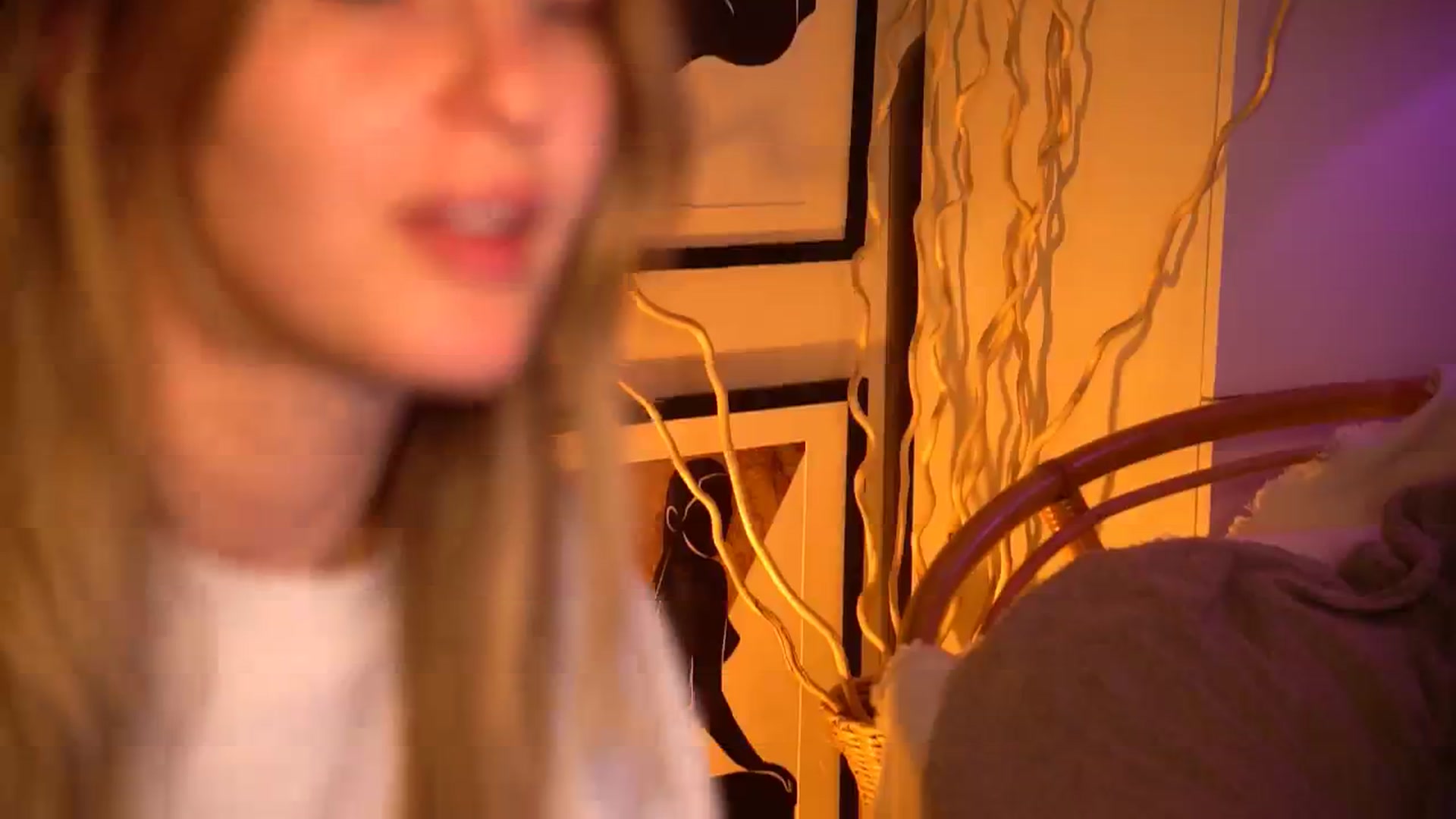 Gallery image thumbnail from sweetpulse_'s myfreecams stream on, 10/05/2024, 08:37 image 20 of 20