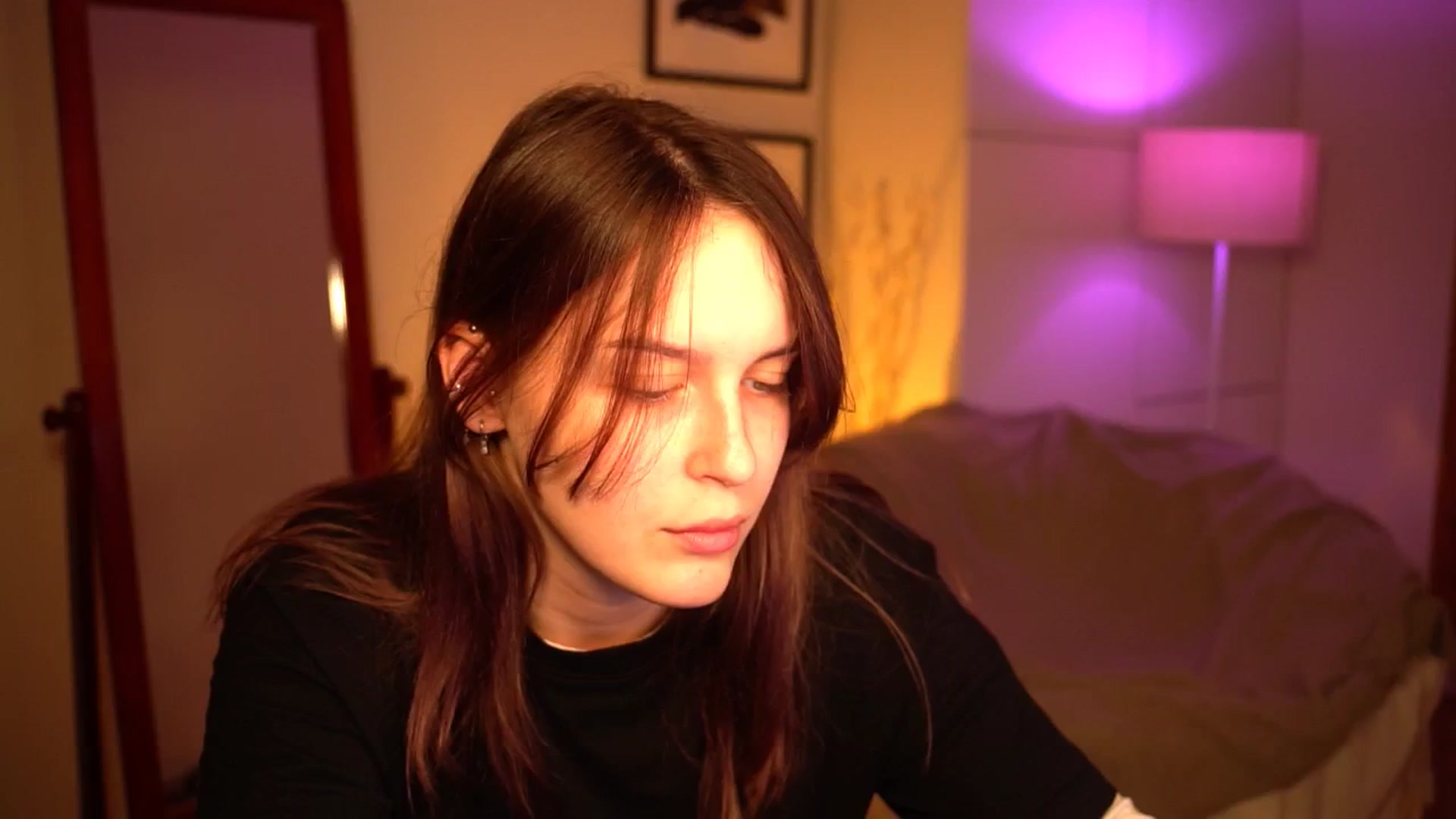 Gallery image thumbnail from sweetpulse_'s myfreecams stream on, 10/11/2024, 08:04 image 1 of 20