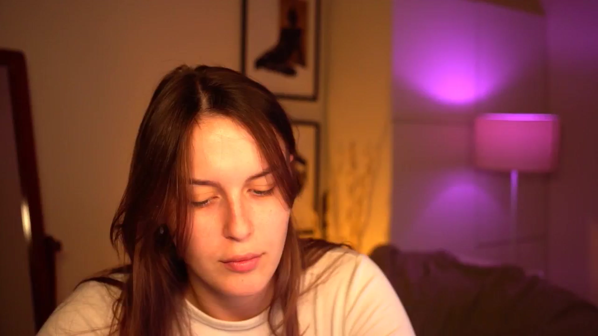 Gallery image thumbnail from sweetpulse_'s myfreecams stream on, 10/11/2024, 08:04 image 16 of 20