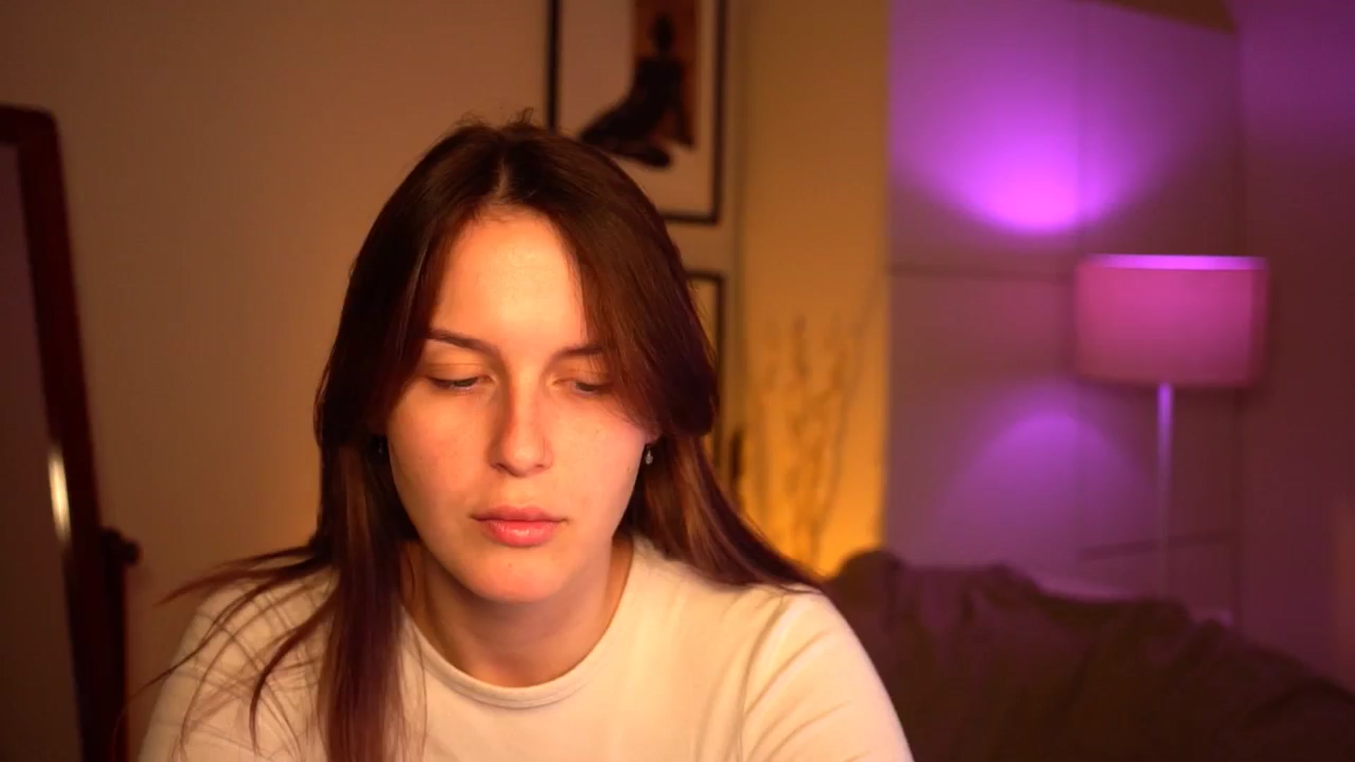 Gallery image thumbnail from sweetpulse_'s myfreecams stream on, 10/11/2024, 08:04 image 15 of 20