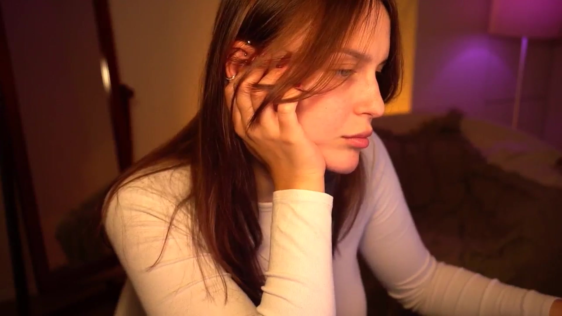 Gallery image thumbnail from sweetpulse_'s myfreecams stream on, 10/11/2024, 10:01 image 12 of 20