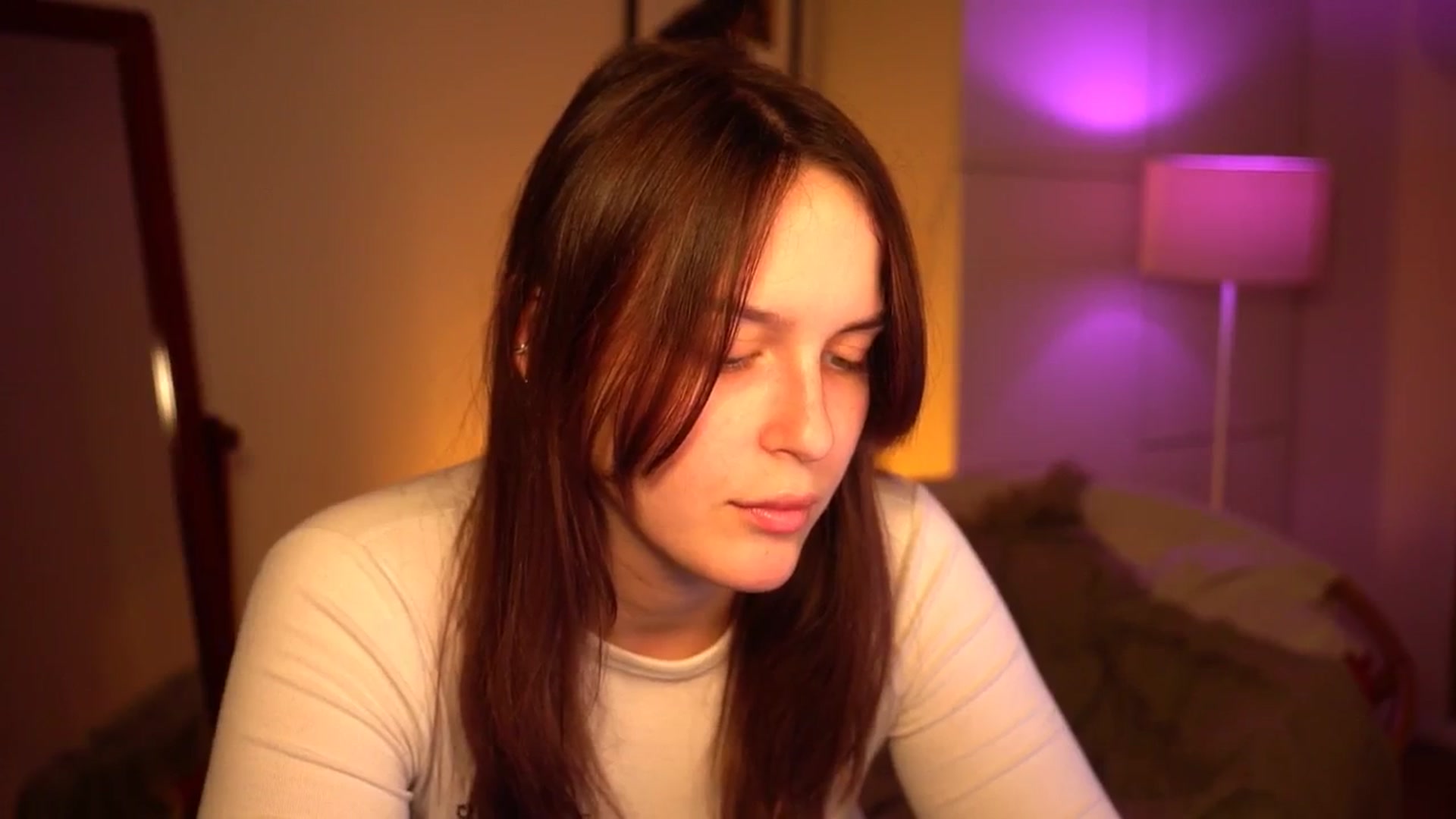 Gallery image thumbnail from sweetpulse_'s myfreecams stream on, 10/11/2024, 10:01 image 7 of 20