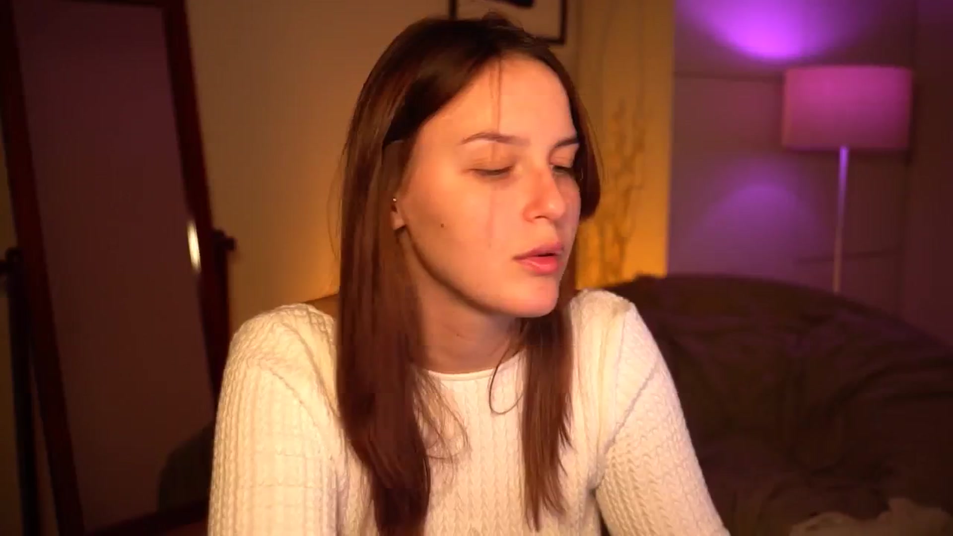 Gallery image thumbnail from sweetpulse_'s myfreecams stream on, 10/14/2024, 04:46 image 17 of 20