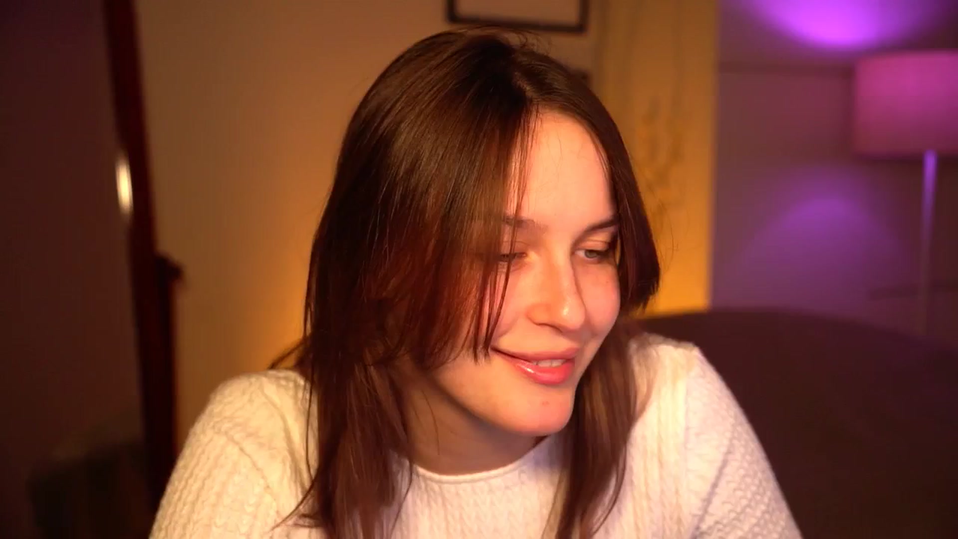 Gallery image thumbnail from sweetpulse_'s myfreecams stream on, 10/14/2024, 04:46 image 7 of 20