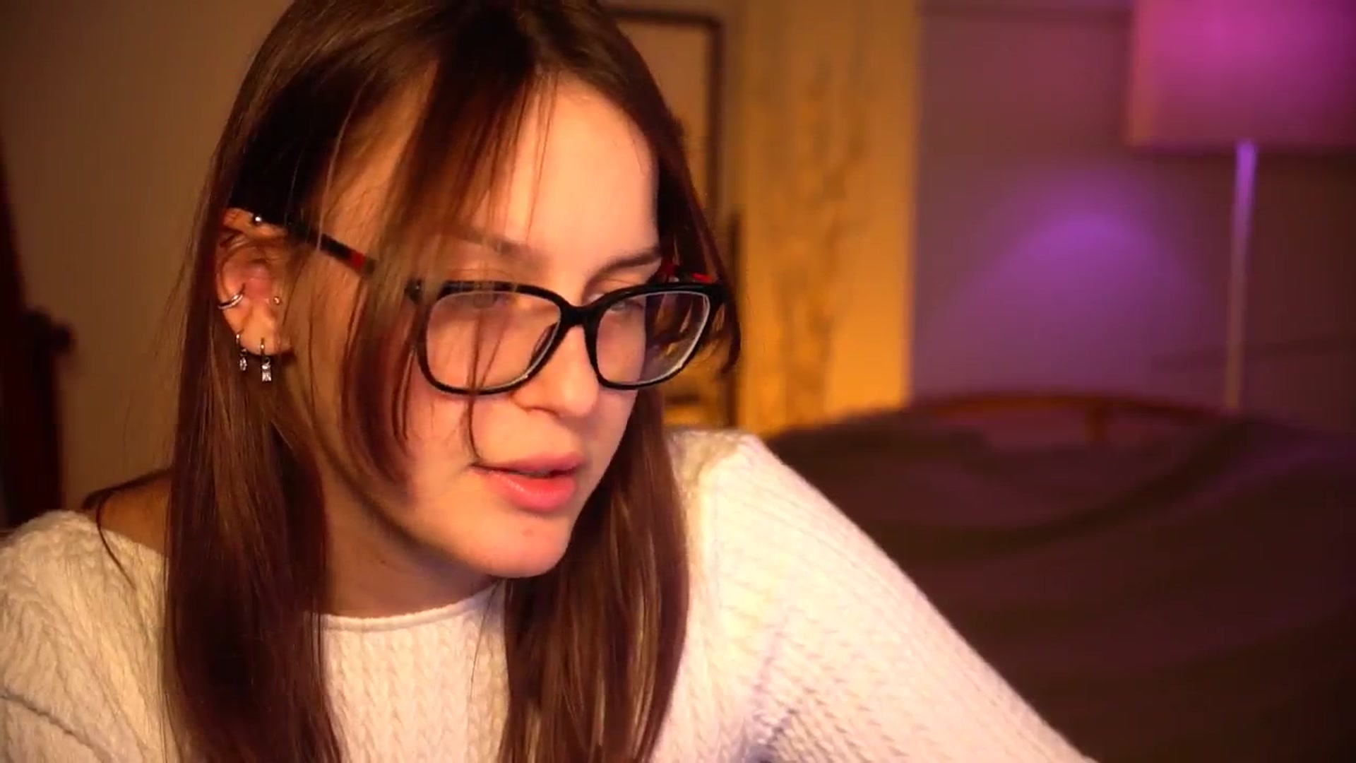 Gallery image thumbnail from sweetpulse_'s myfreecams stream on, 10/14/2024, 05:14 image 3 of 20