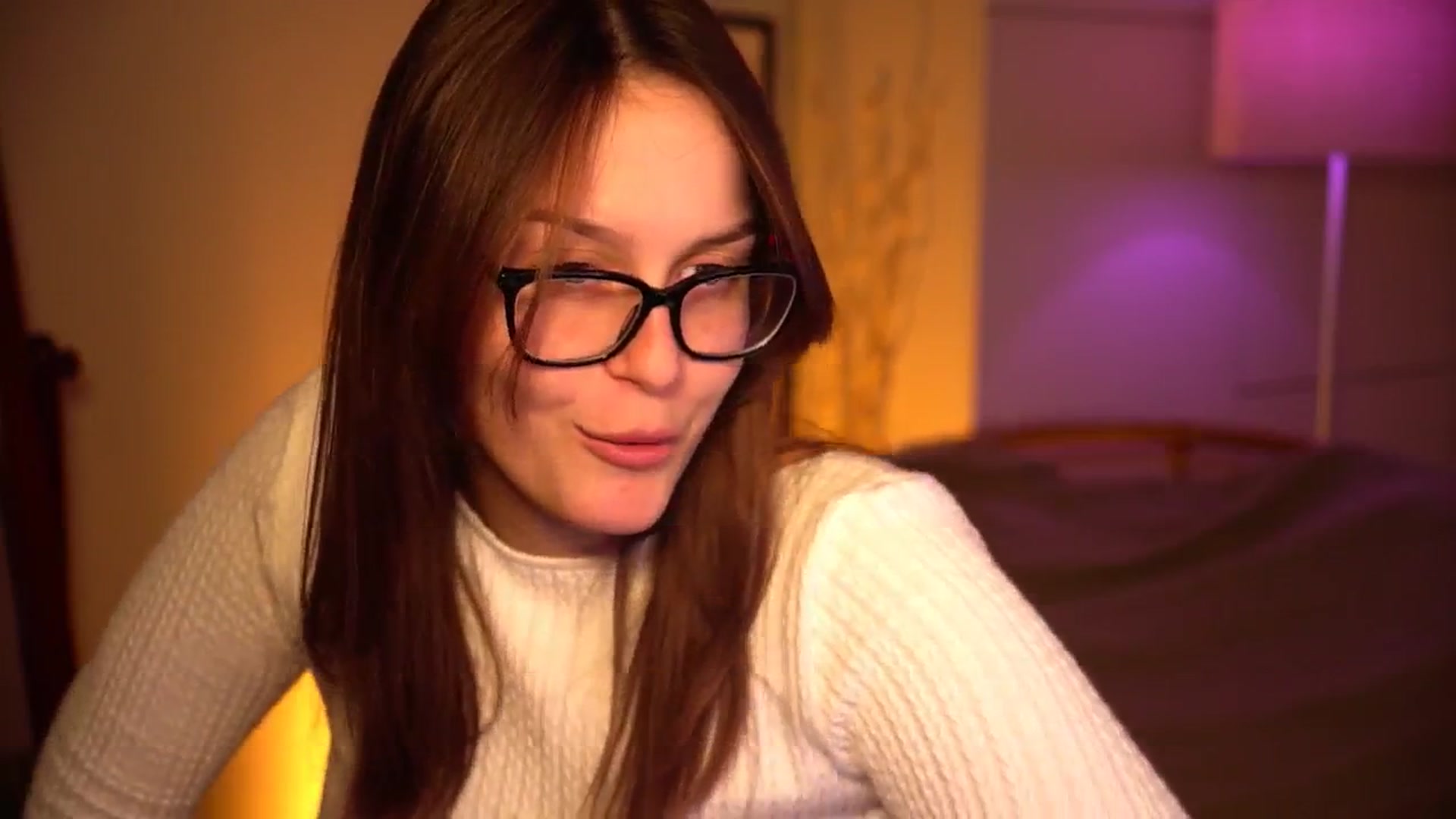 Gallery image thumbnail from sweetpulse_'s myfreecams stream on, 10/14/2024, 05:14 image 9 of 20