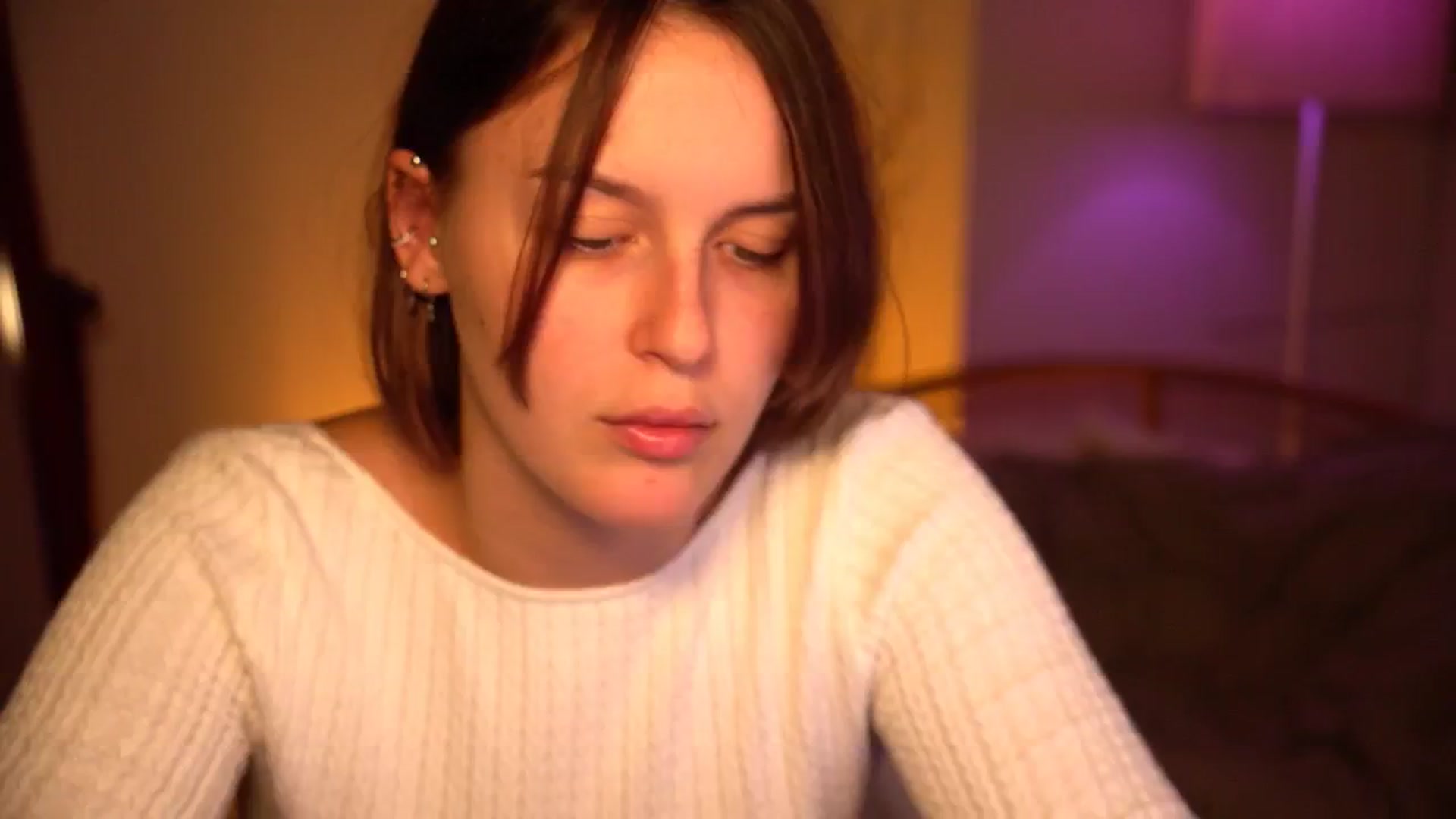 Gallery image thumbnail from sweetpulse_'s myfreecams stream on, 10/14/2024, 06:31 image 4 of 20
