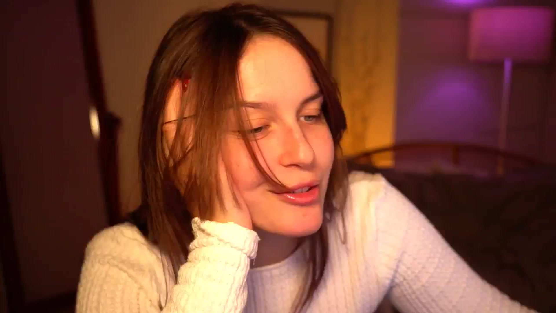 Gallery image thumbnail from sweetpulse_'s myfreecams stream on, 10/14/2024, 06:31 image 2 of 20