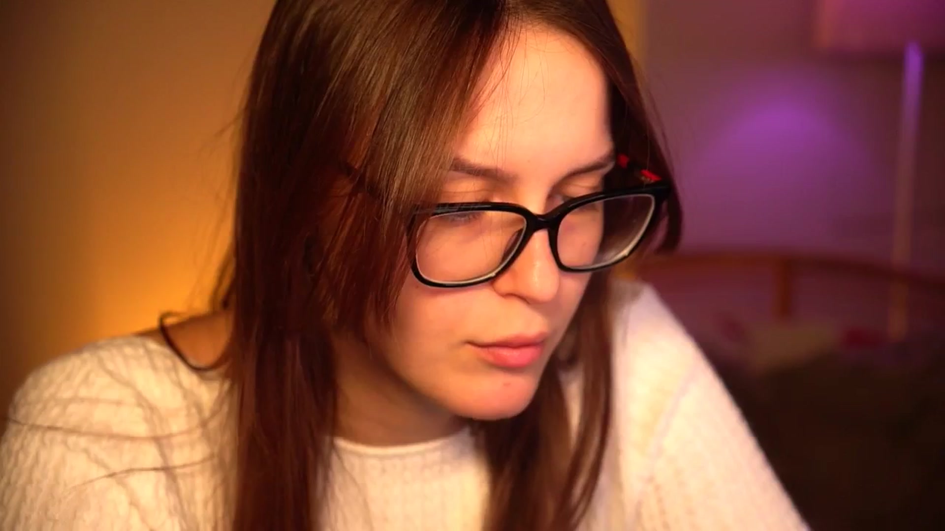 Gallery image thumbnail from sweetpulse_'s myfreecams stream on, 10/14/2024, 07:32 image 9 of 20